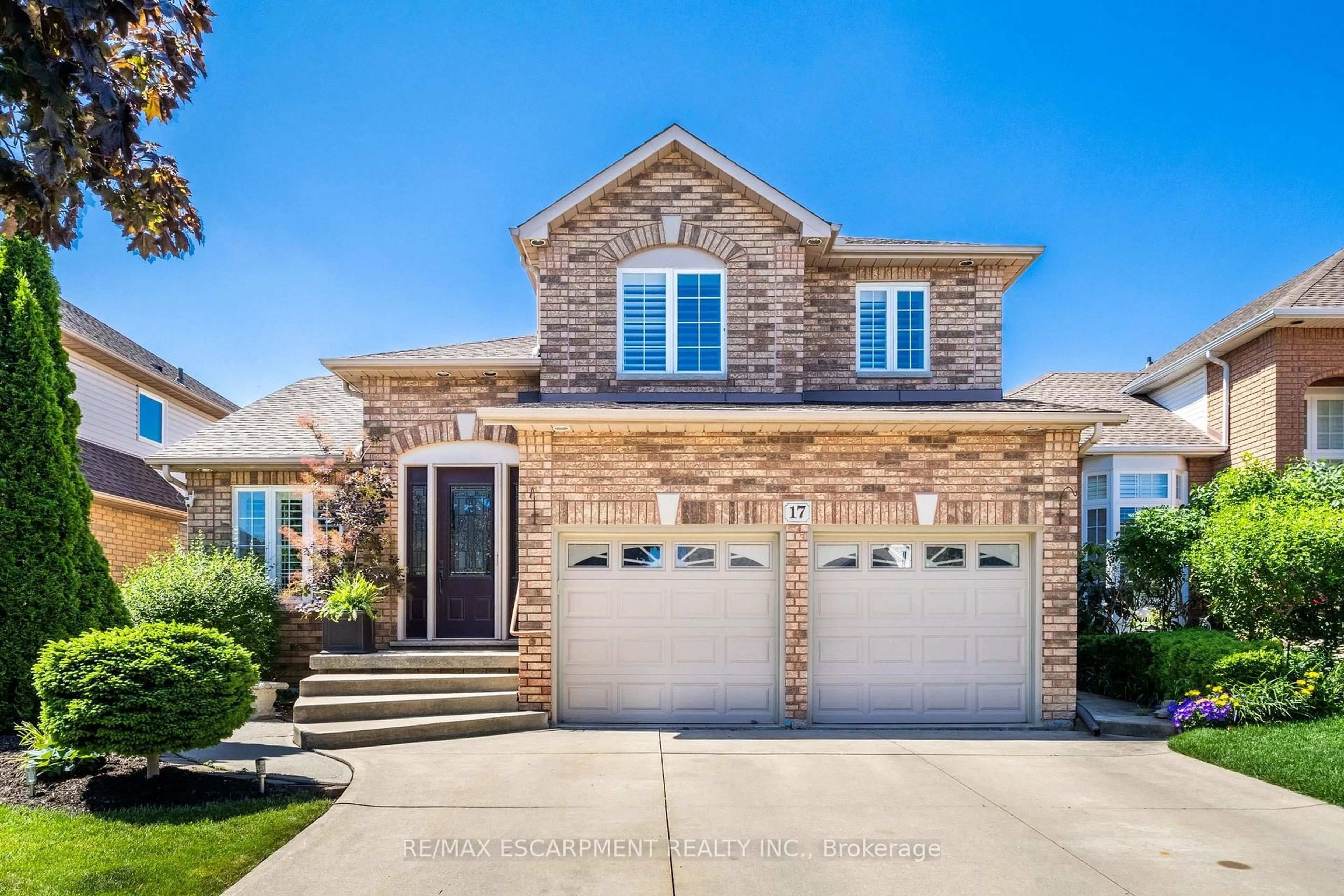 Home with brick exterior material, street for 17 Hillgarden Dr, Hamilton Ontario L8J 3R3