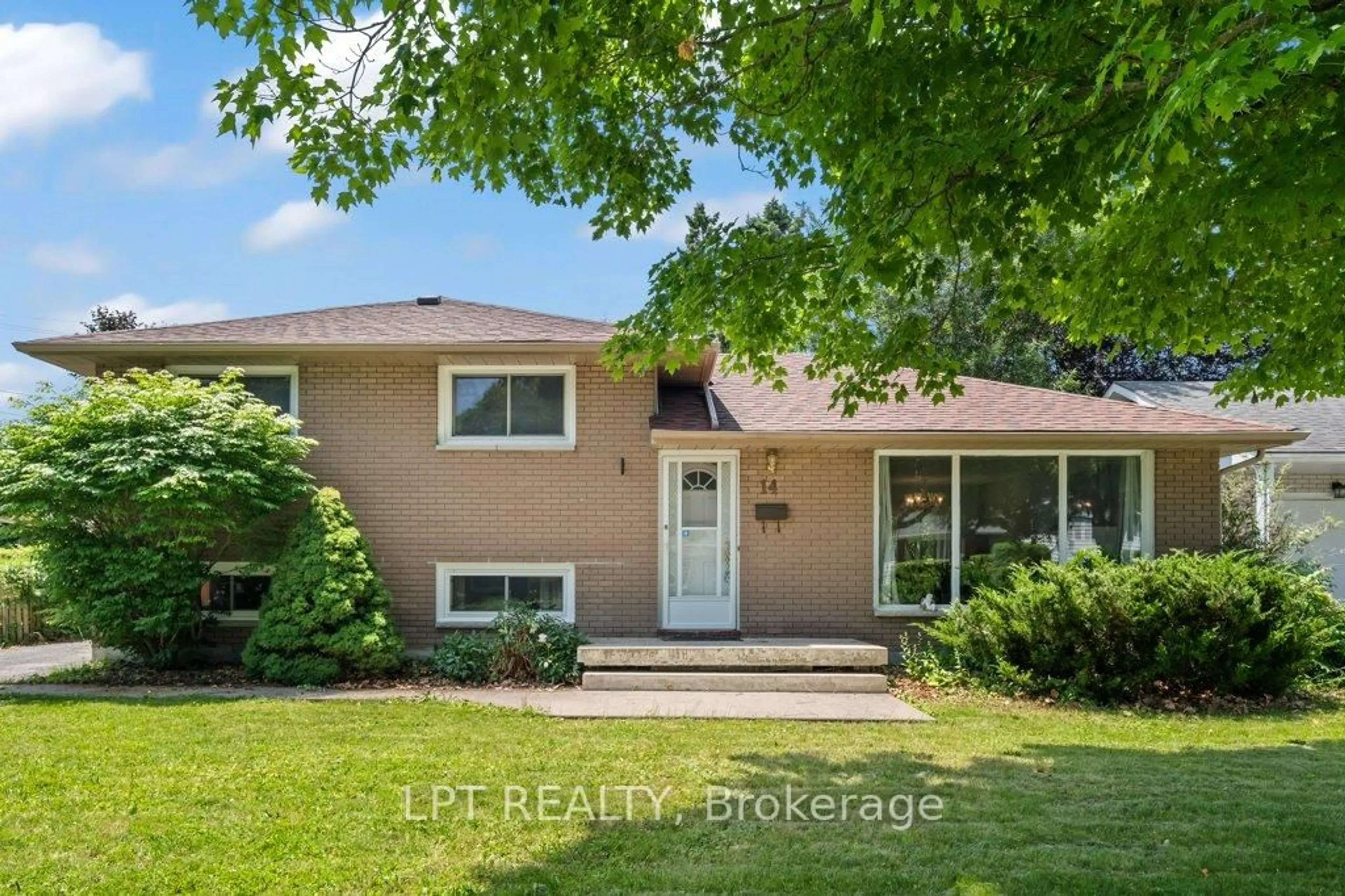 Unknown for 14 Herchmer Cres, Kingston Ontario K7M 2V9