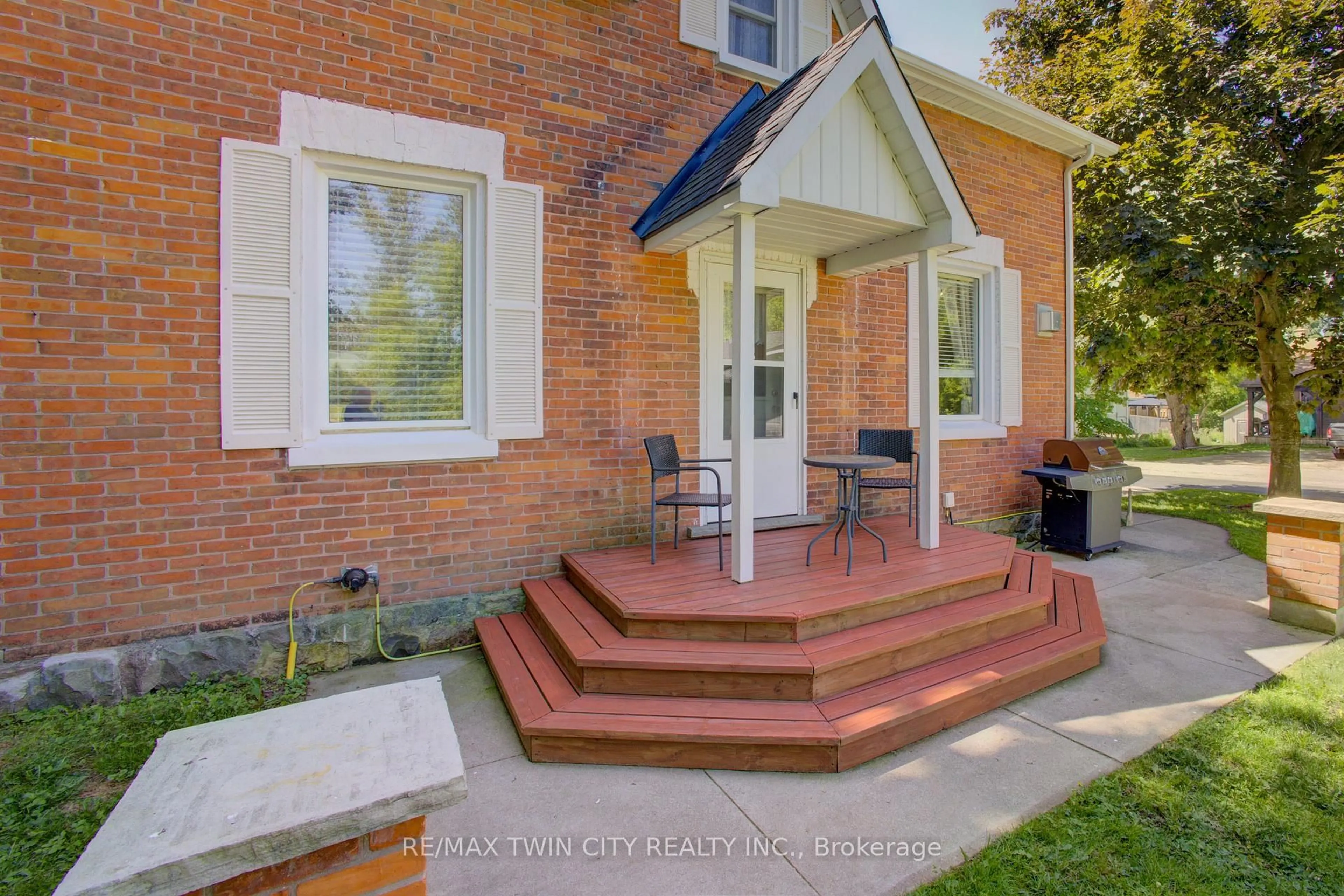 Home with brick exterior material, street for 2017 ALBERT St, Howick Ontario N0G 1X0
