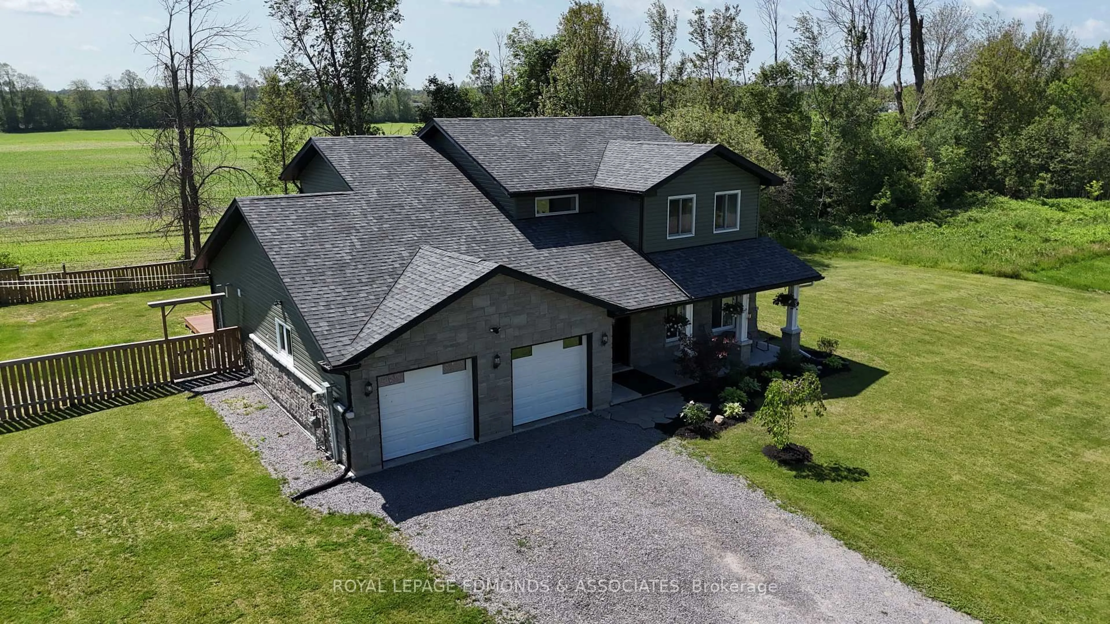 A pic from outside/outdoor area/front of a property/back of a property/a pic from drone, building for 12 Cardel St, Beachburg Ontario K0J 1C0