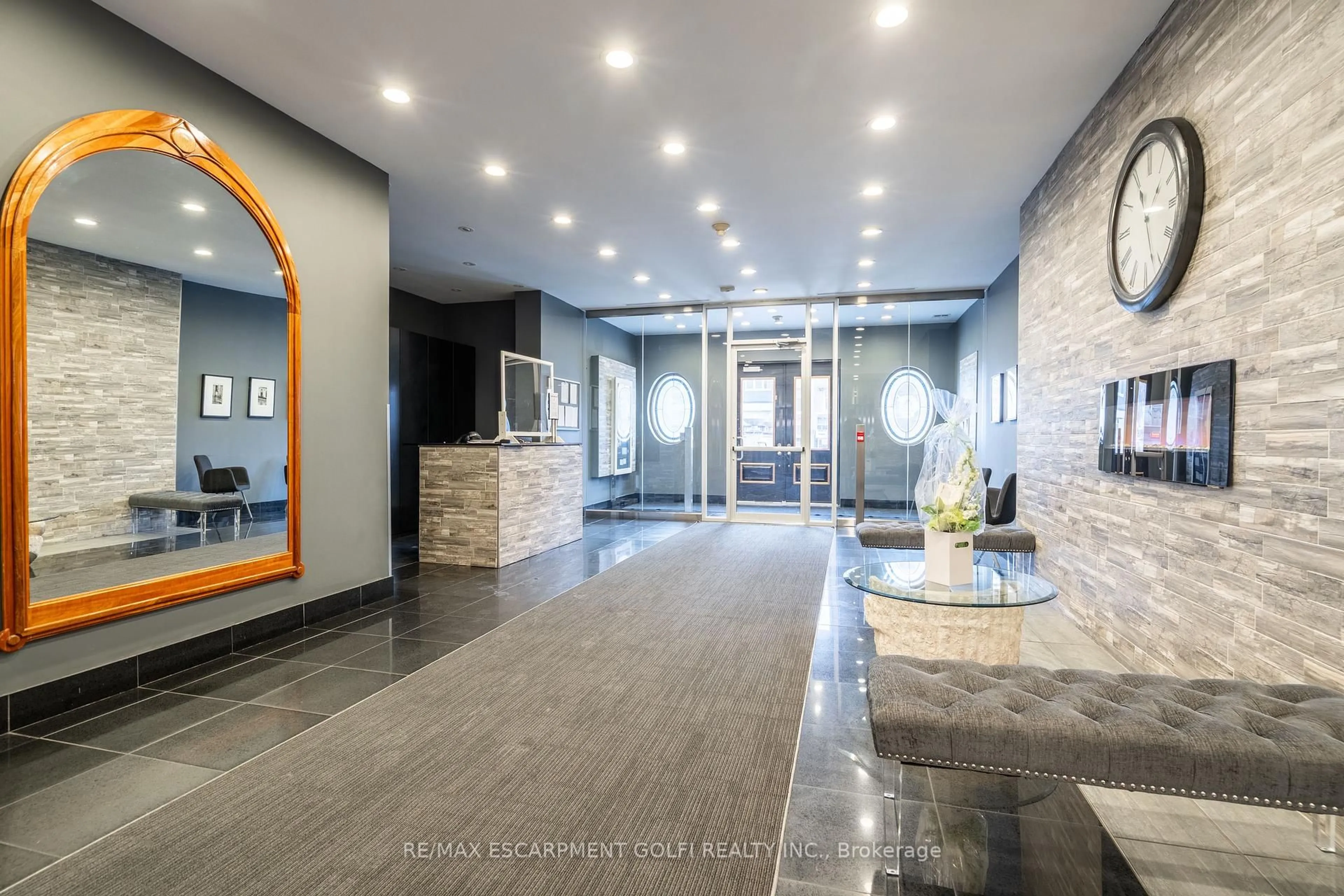 Lobby for 135 James St #1206, Hamilton Ontario L8P 2Z6