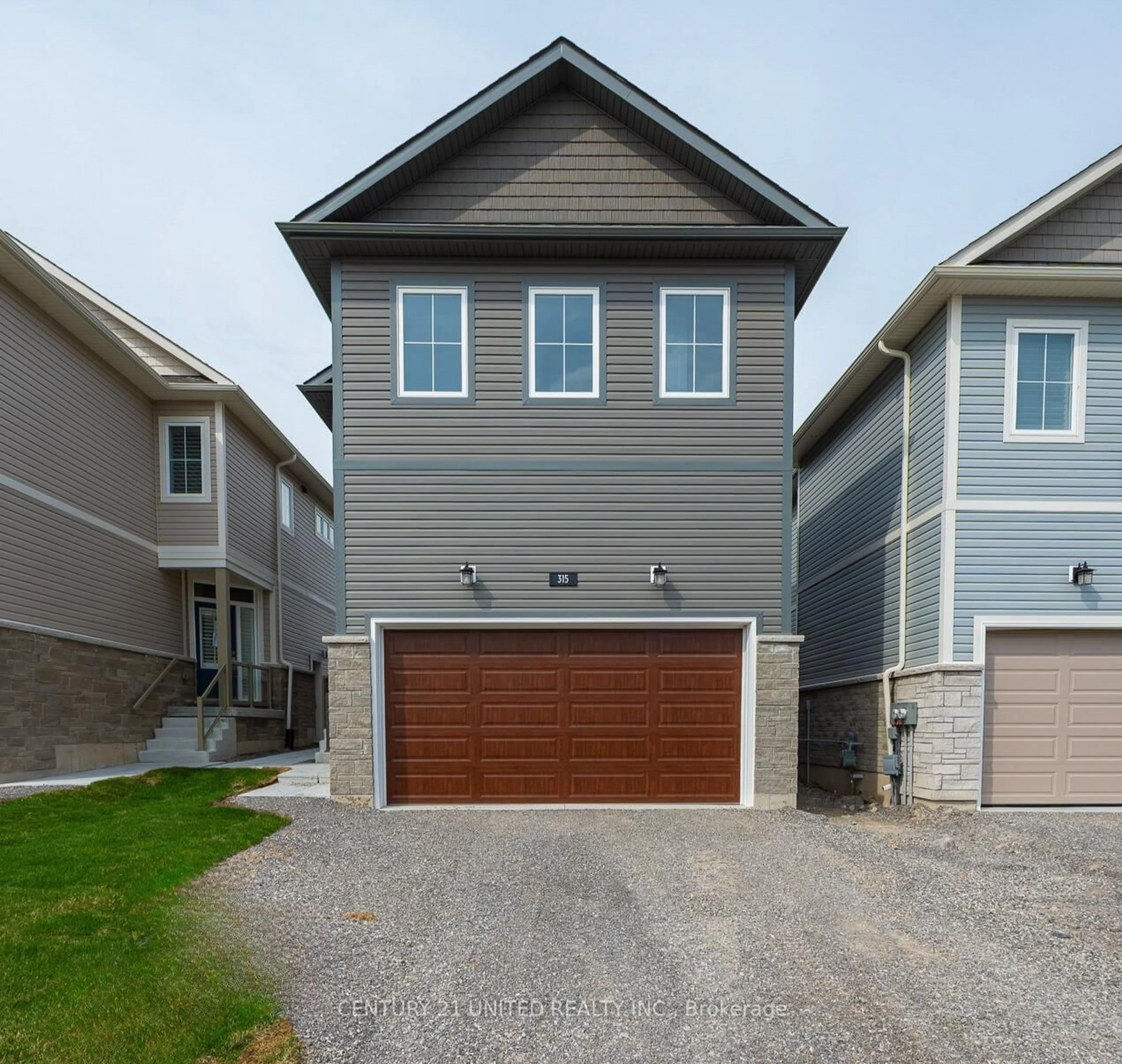 Home with vinyl exterior material, street for 315 Mullighan Gdns, Peterborough North Ontario K9K 0H2