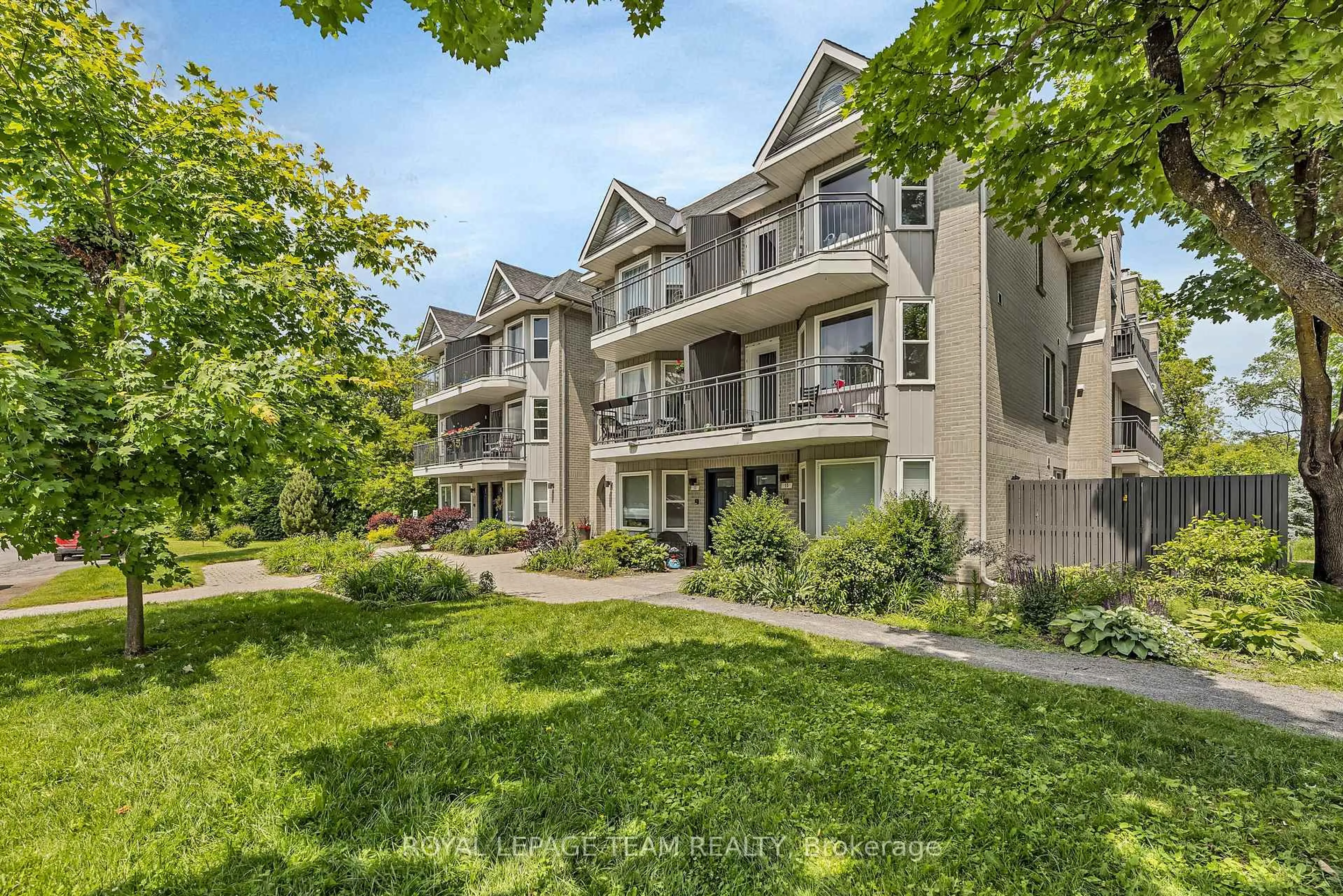 A pic from outside/outdoor area/front of a property/back of a property/a pic from drone, mountain view for 1121 Bavlie Ave #1, Ottawa Ontario K1H 8P3