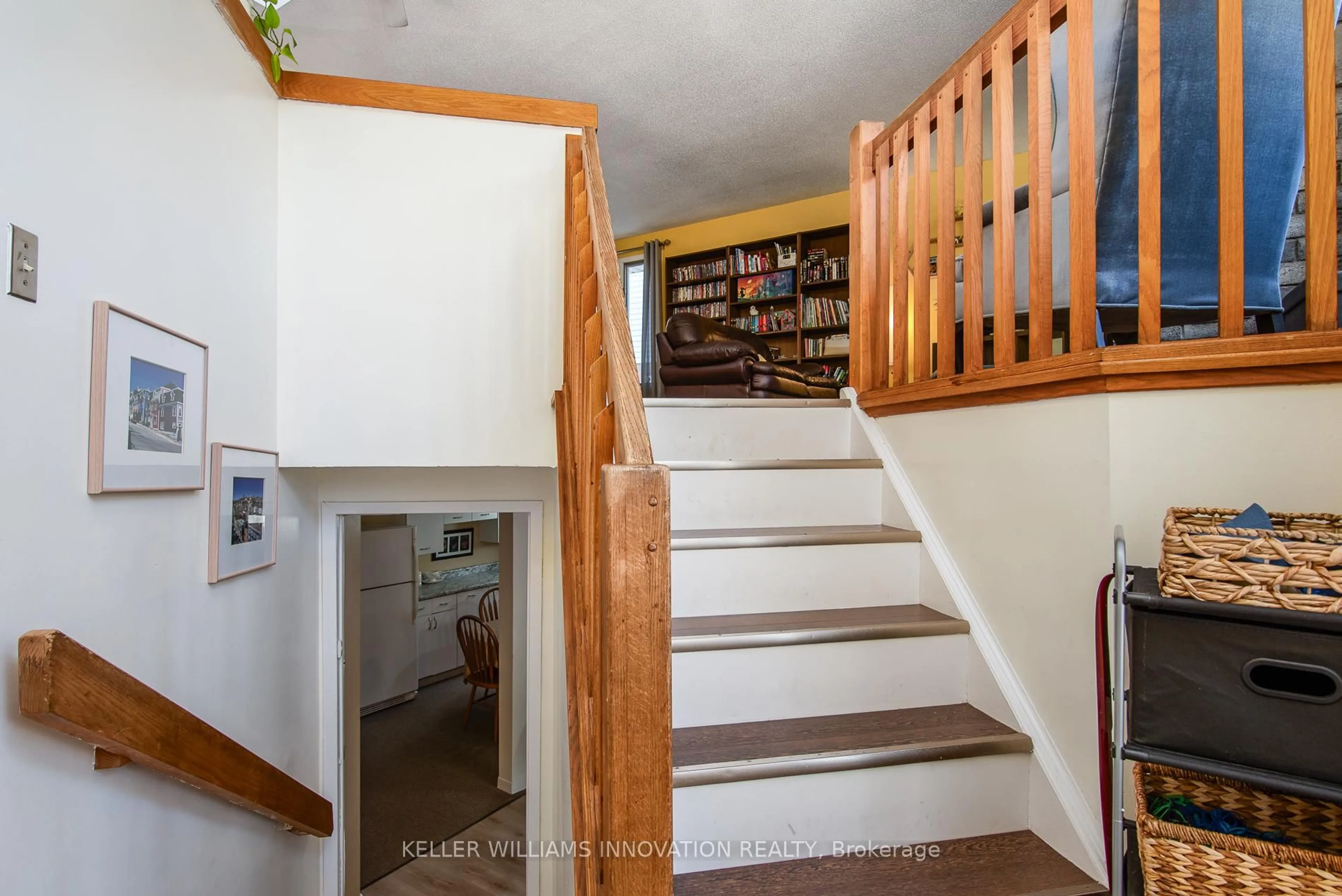 Unknown for 348 Auburn Dr, Waterloo Ontario N2K 3T1