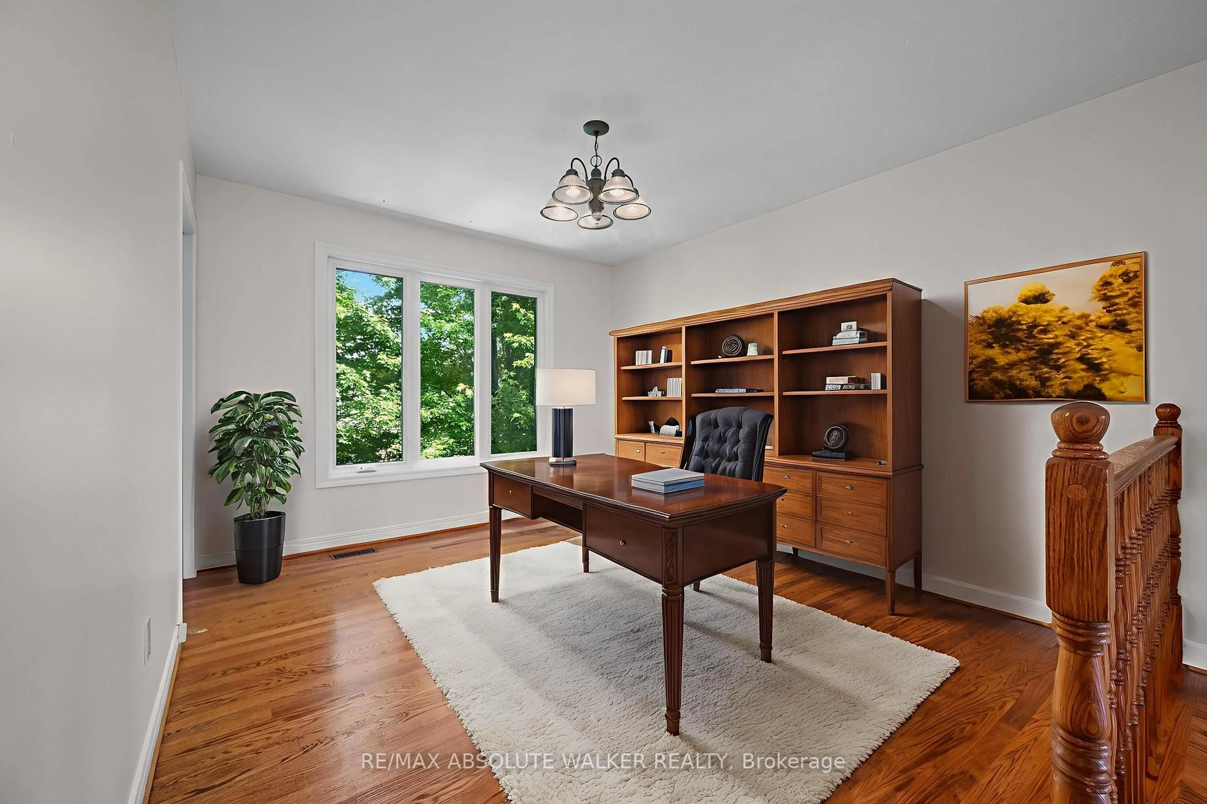 Unknown for 9 Baslaw Dr, Ottawa Ontario K1G 5J8