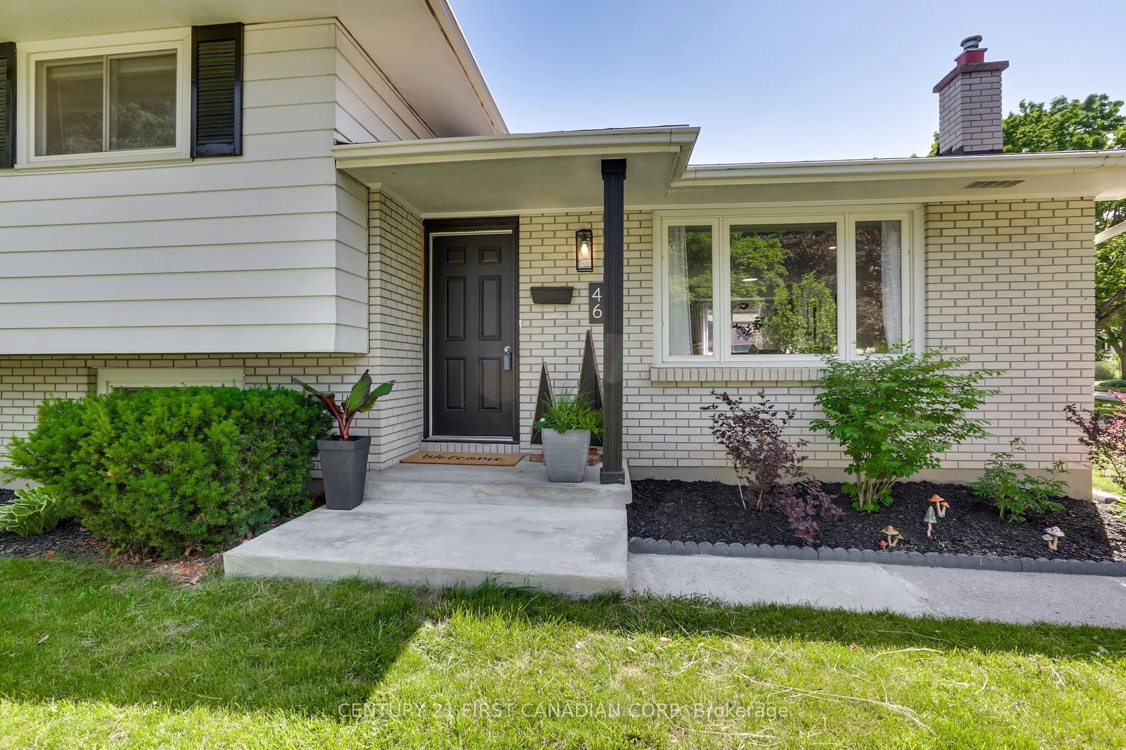 Unknown for 46 Pawnee Cres, London East Ontario N5V 2T3