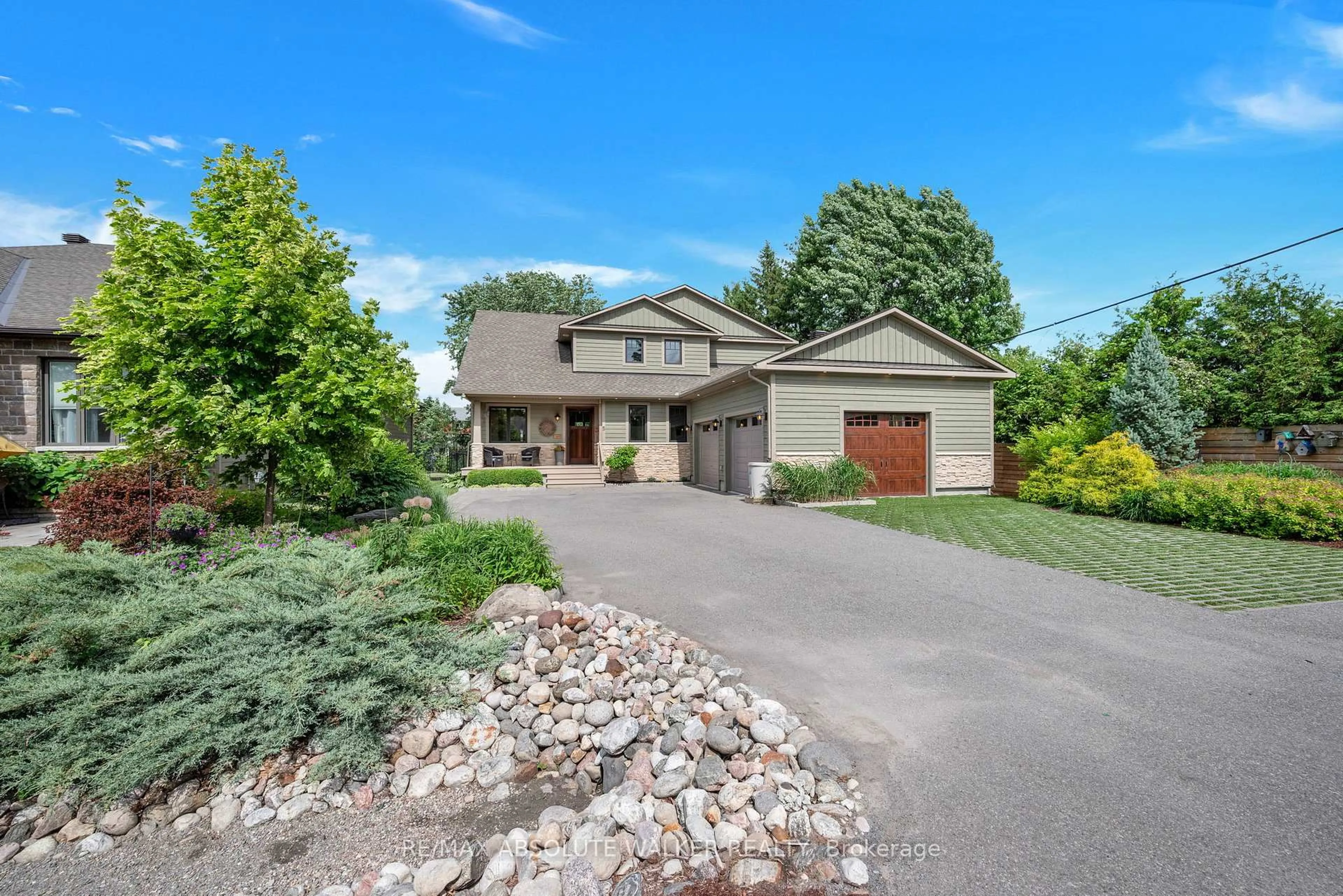 Unknown for 5 Melva Ave, Ottawa Ontario K1T 3W9