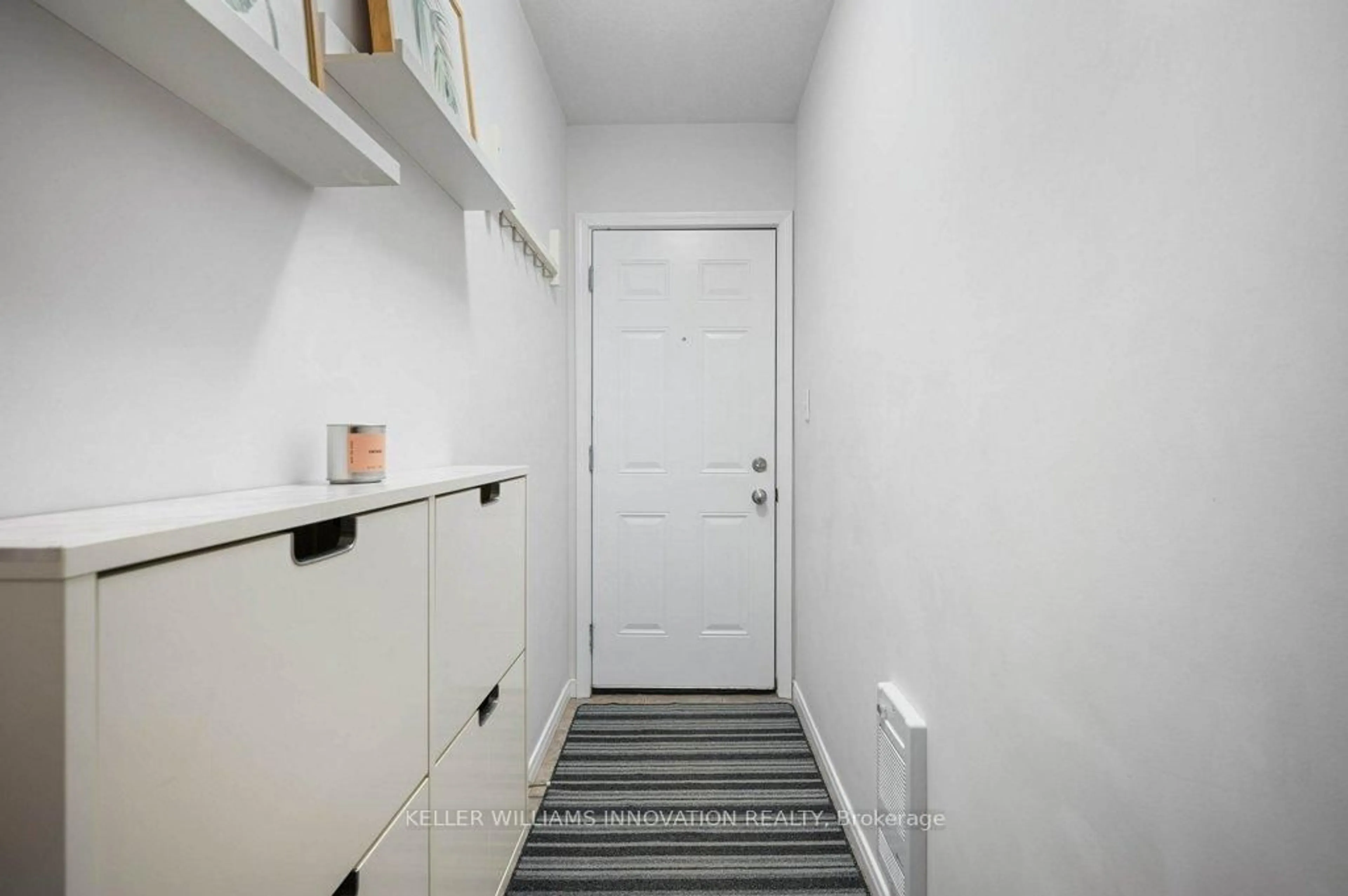 Indoor entryway for 1989 Ottawa St #24B, Kitchener Ontario N2E 0G7