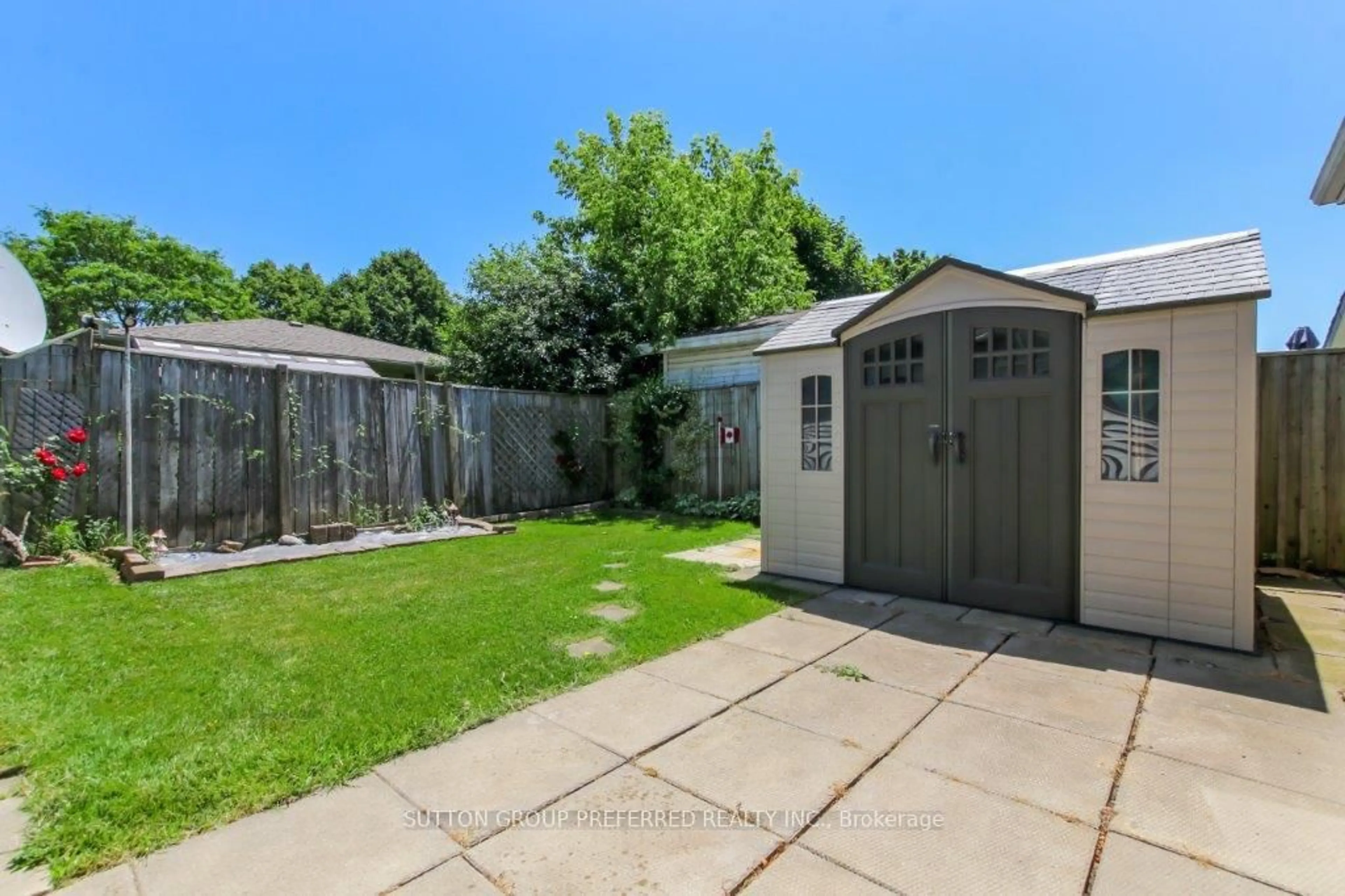 Unknown for 16 Kintail Cres, London South Ontario N6E 1J5