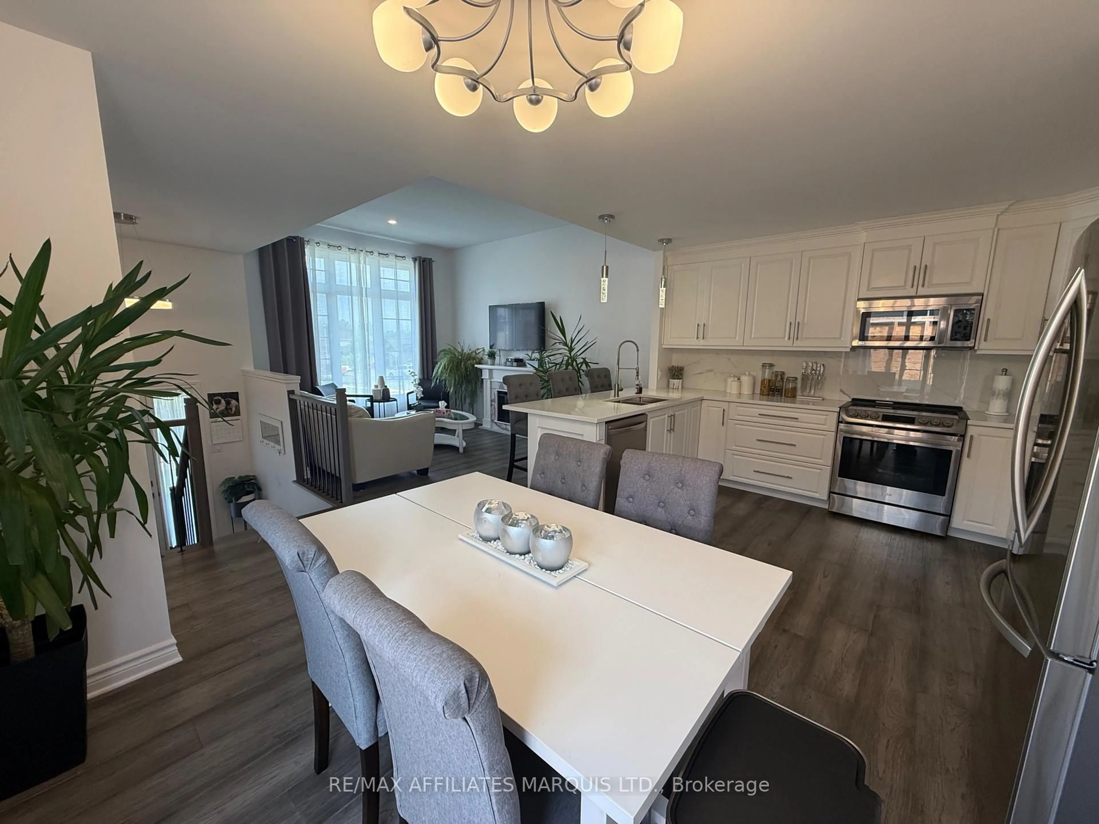 Open concept kitchen, unknown for 2445 Watson Cres, Cornwall Ontario K6H 0H8