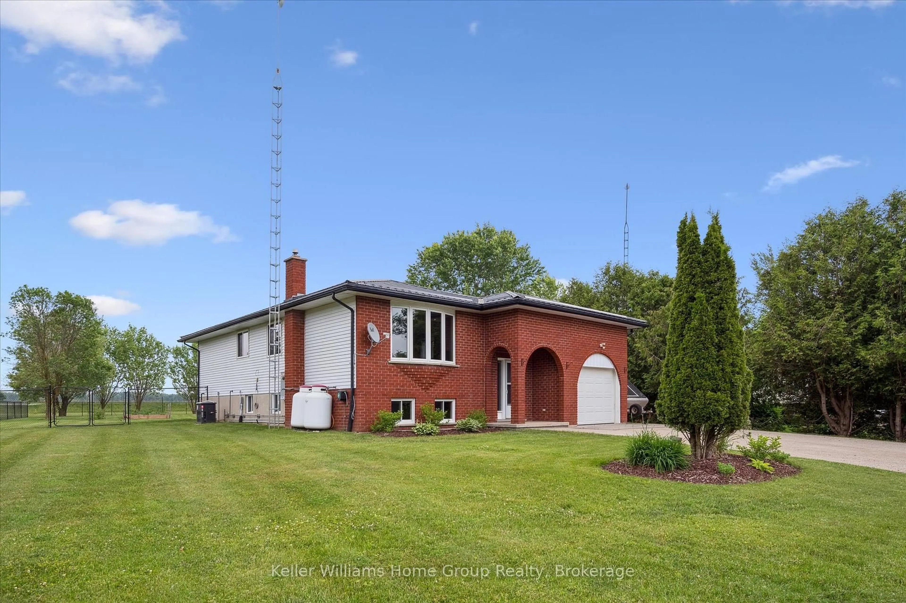 Home with brick exterior material, building for 9505 Maas Park Dr, Wellington North Ontario N0G 2L0
