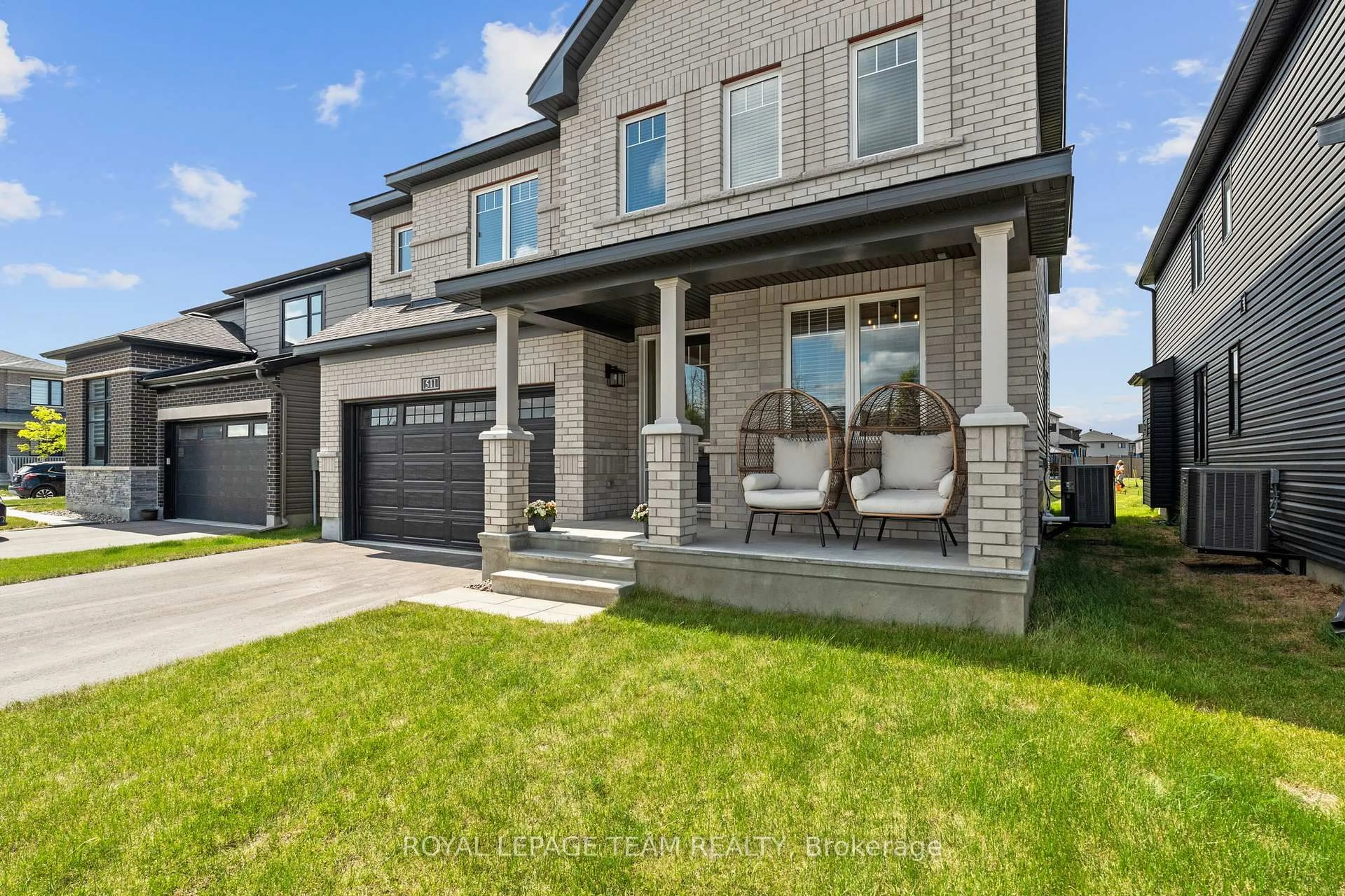 Home with brick exterior material, street for 511 Anchor Circ, Ottawa Ontario K4M 0X5