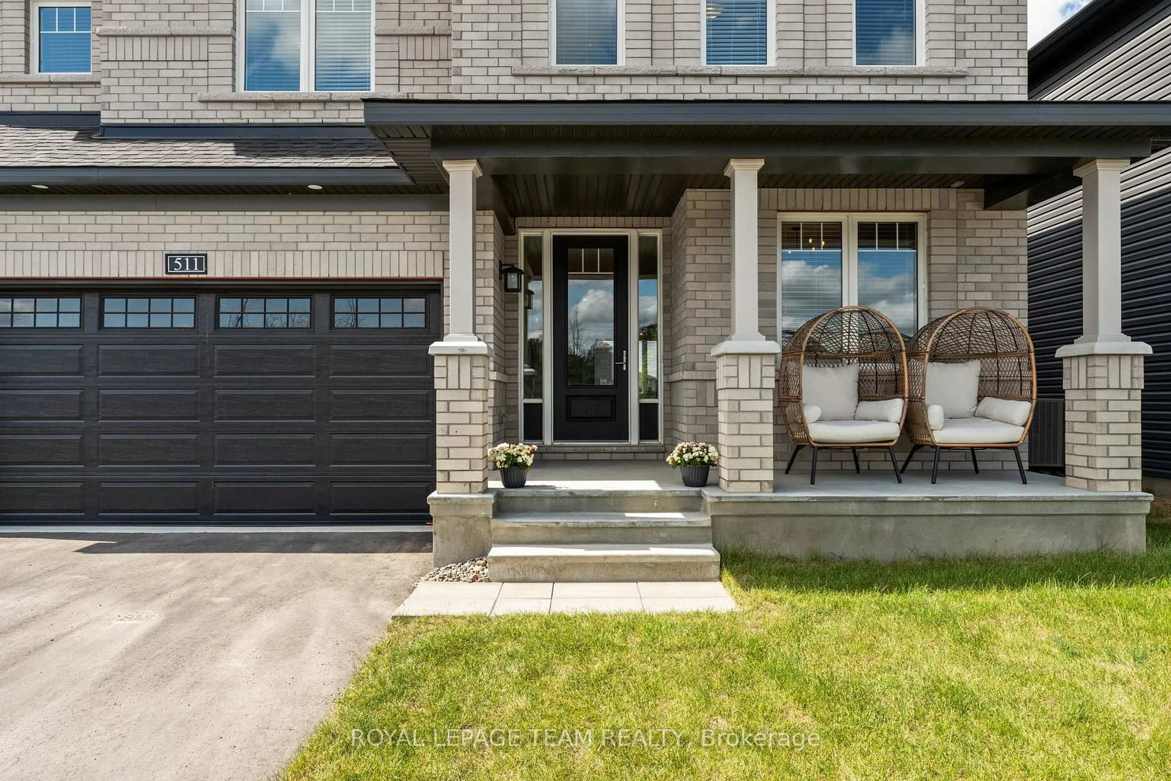 Home with brick exterior material, street for 511 Anchor Circ, Ottawa Ontario K4M 0X5
