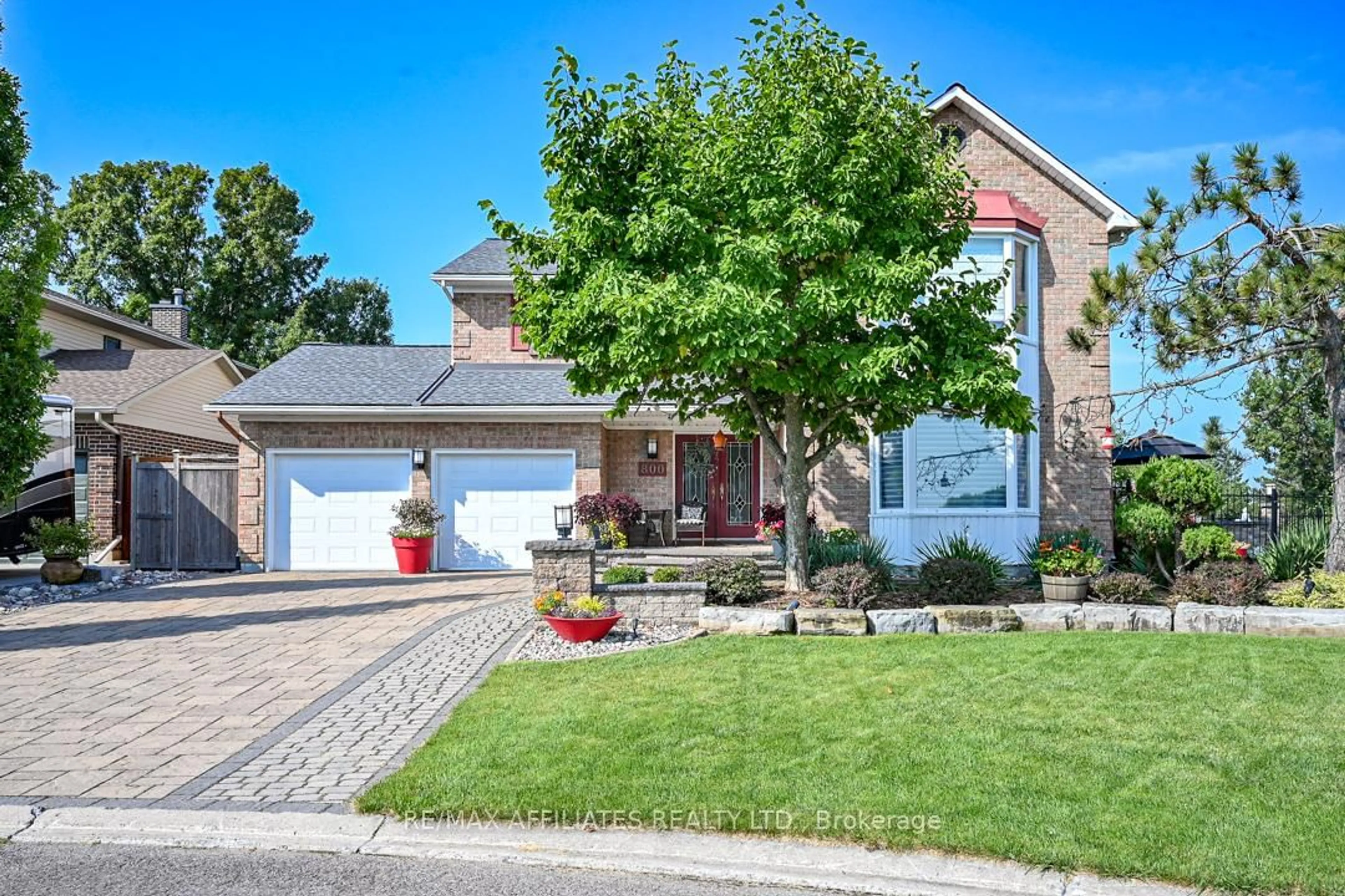 Home with brick exterior material, street for 800 Fairwinds Terr, Orleans Ontario K1C 2X6