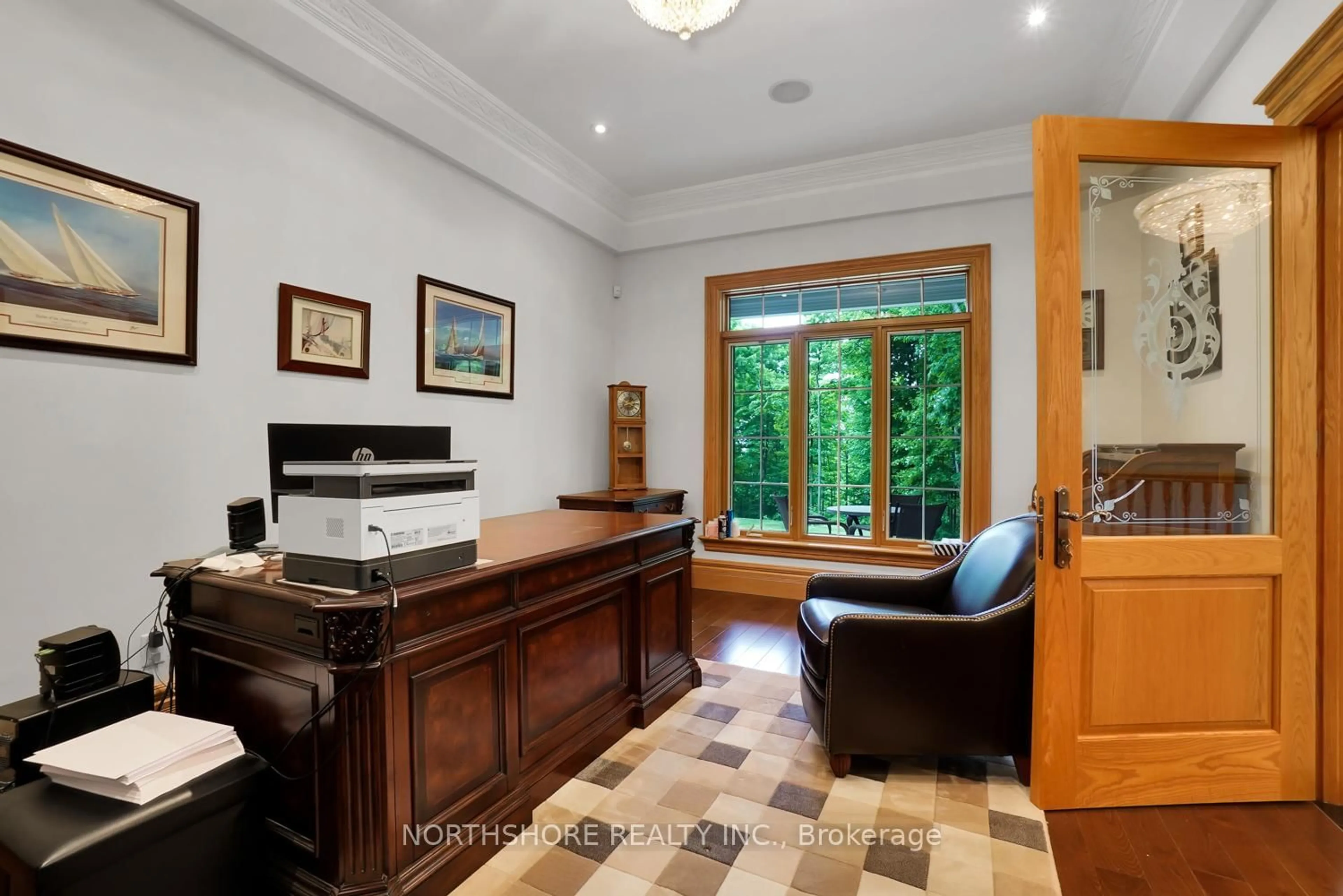 Indoor foyer for 9317 Danforth Rd, Cobourg Ontario K9A 4J8
