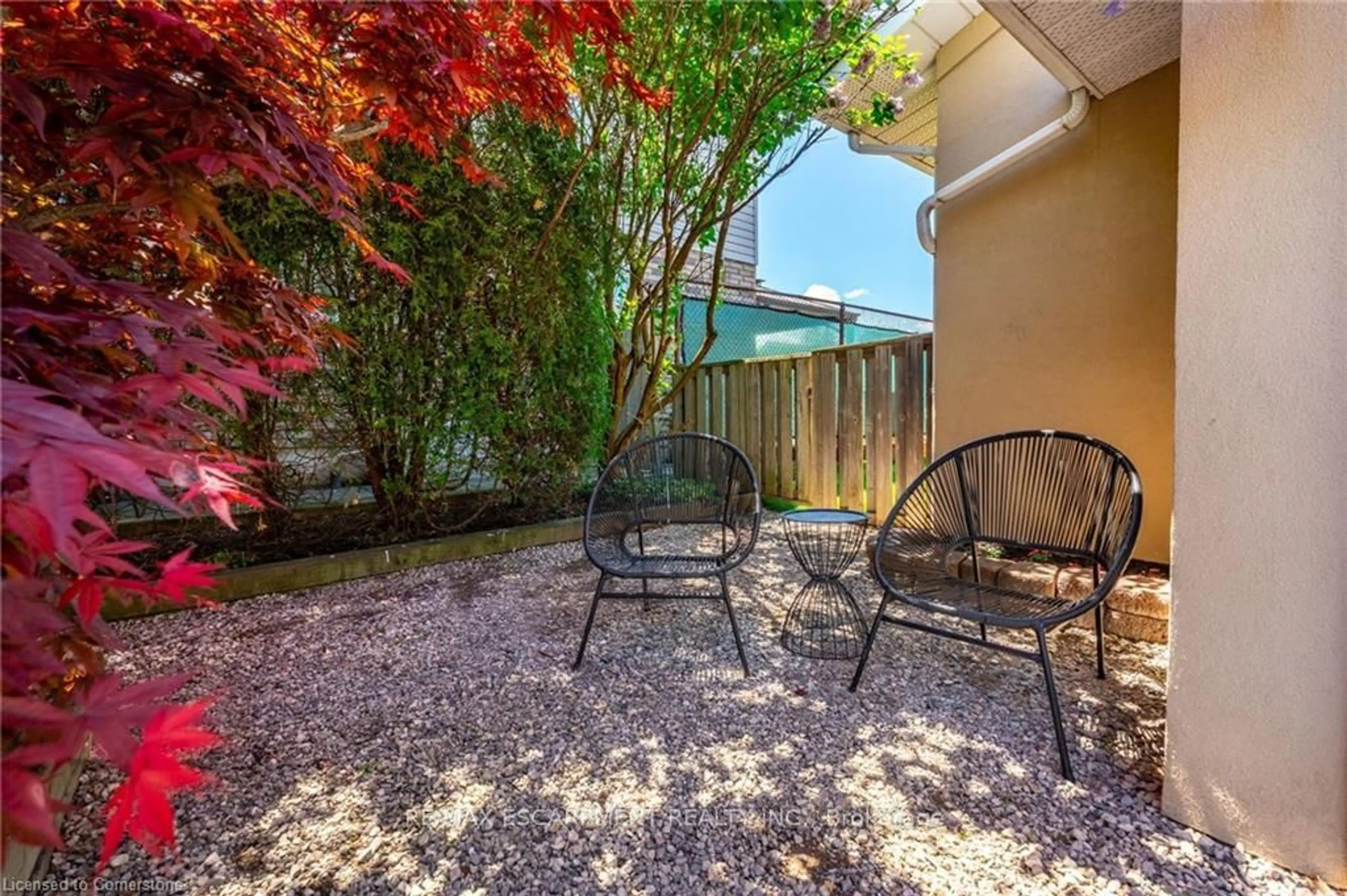 Patio, street for 238 West 15th St, Hamilton Ontario L9C 4B5