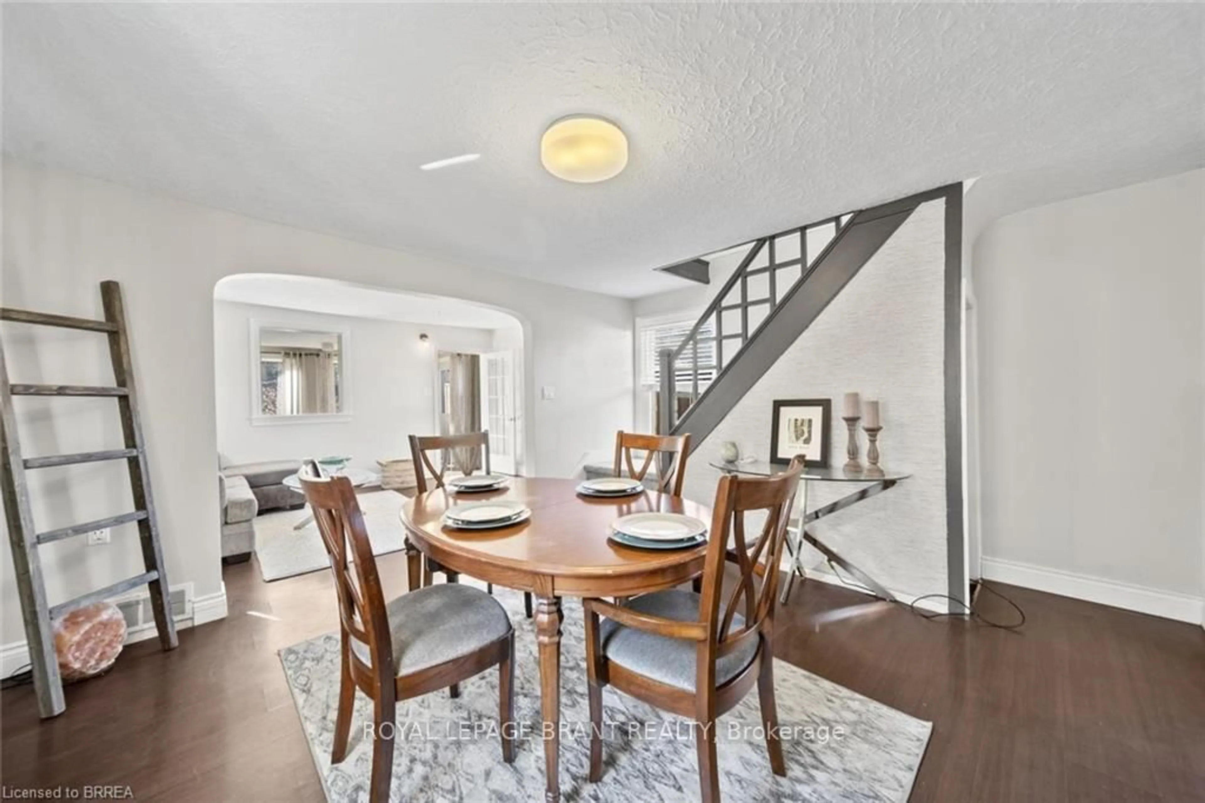 Dining room, unknown for 68 Dumfries St, Brant Ontario N3L 2E4