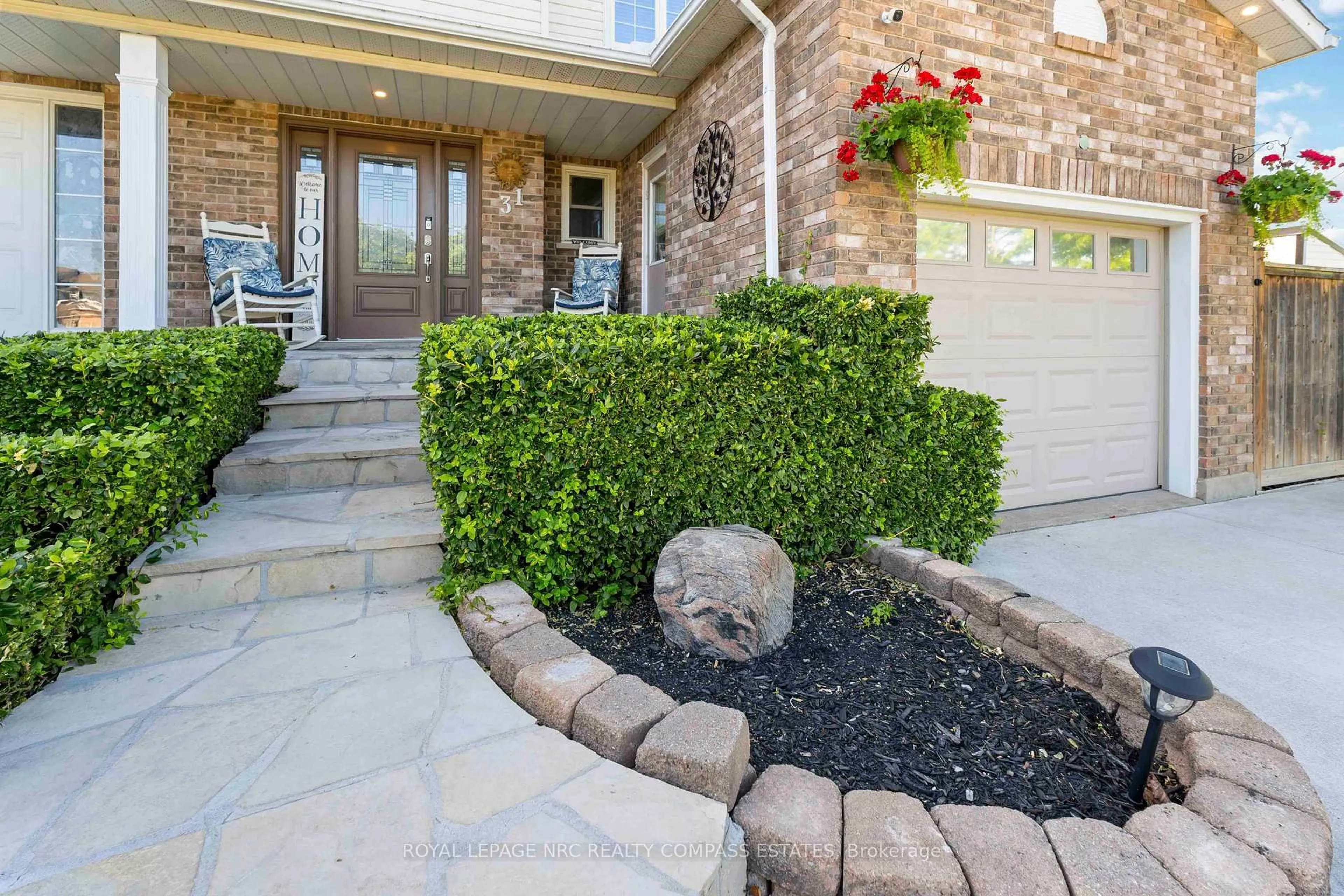 Unknown for 31 REMIGIO Crt, Thorold Ontario L2V 5A1