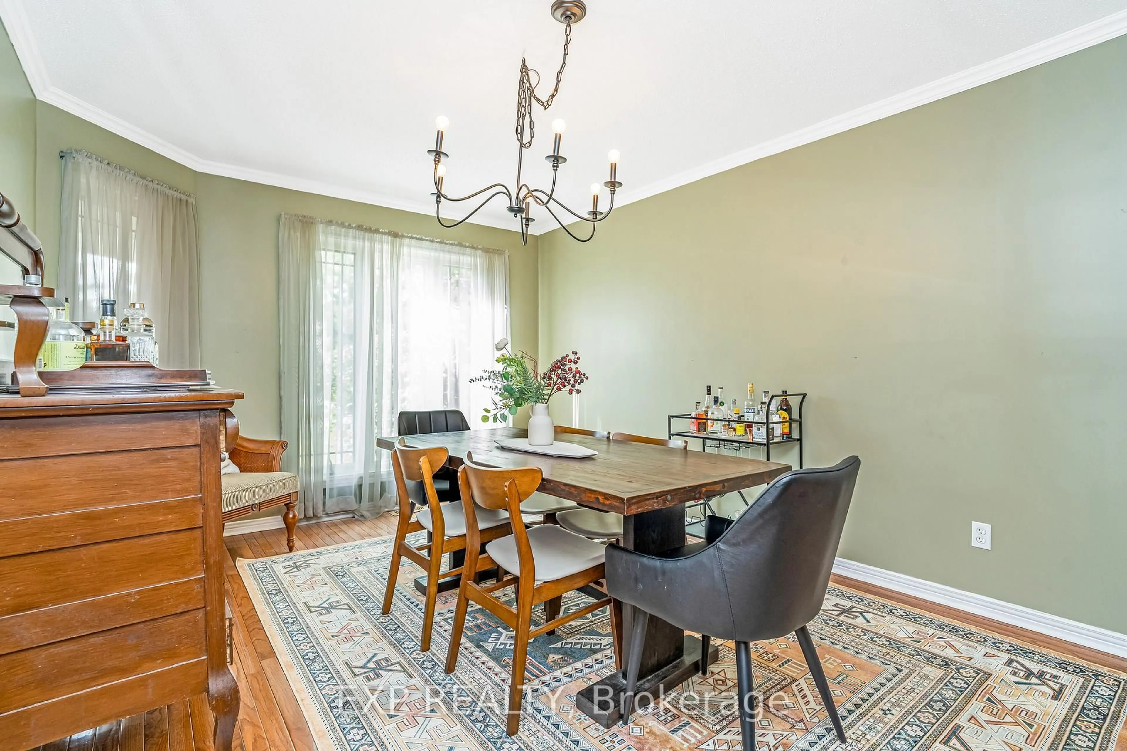 Dining room, unknown for 18 Hawley Cres, Ottawa Ontario K2M 1T3