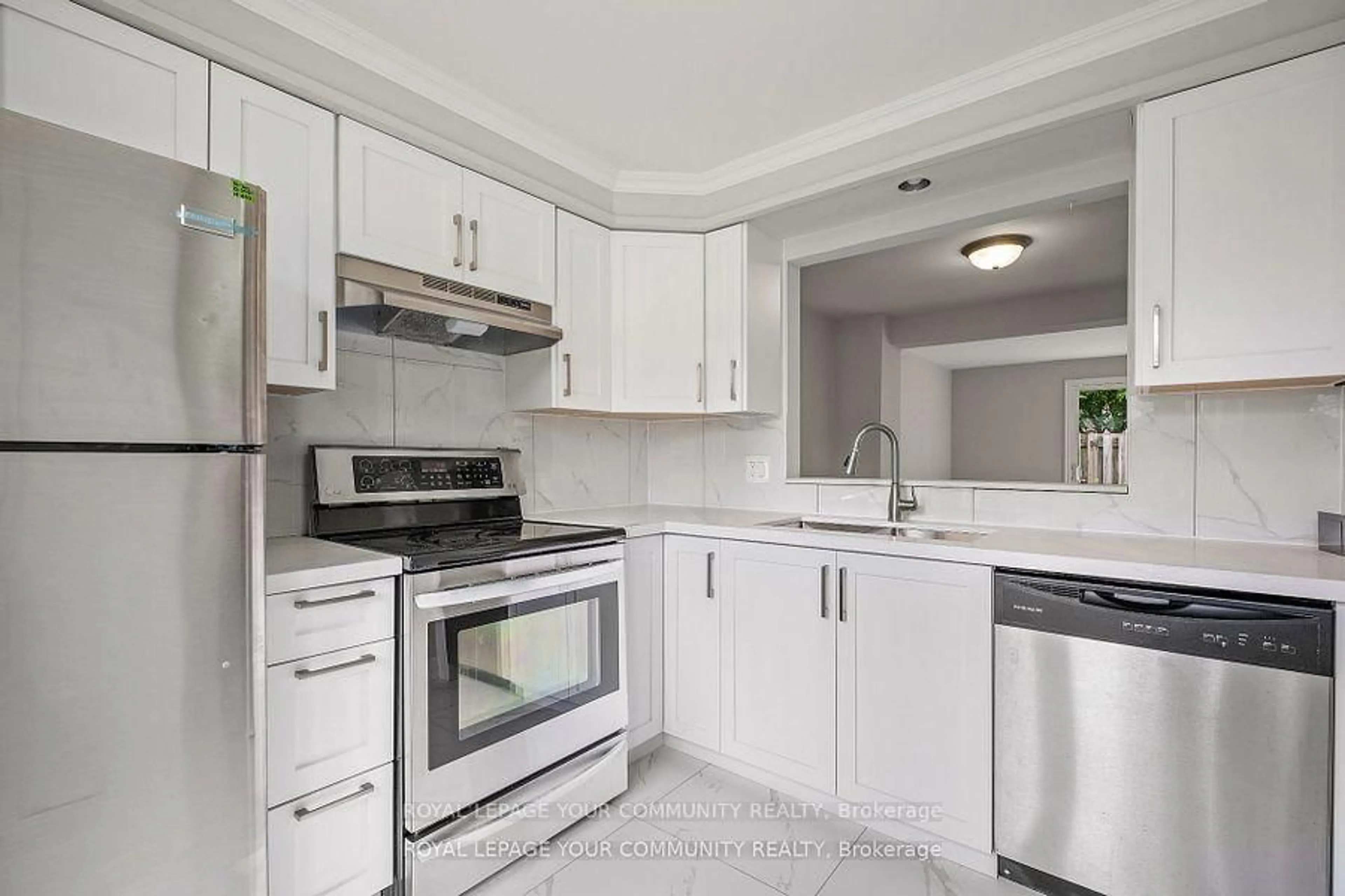 Standard kitchen, unknown for 6767 Thorold Stone Rd #58, Niagara Falls Ontario L2J 3W9