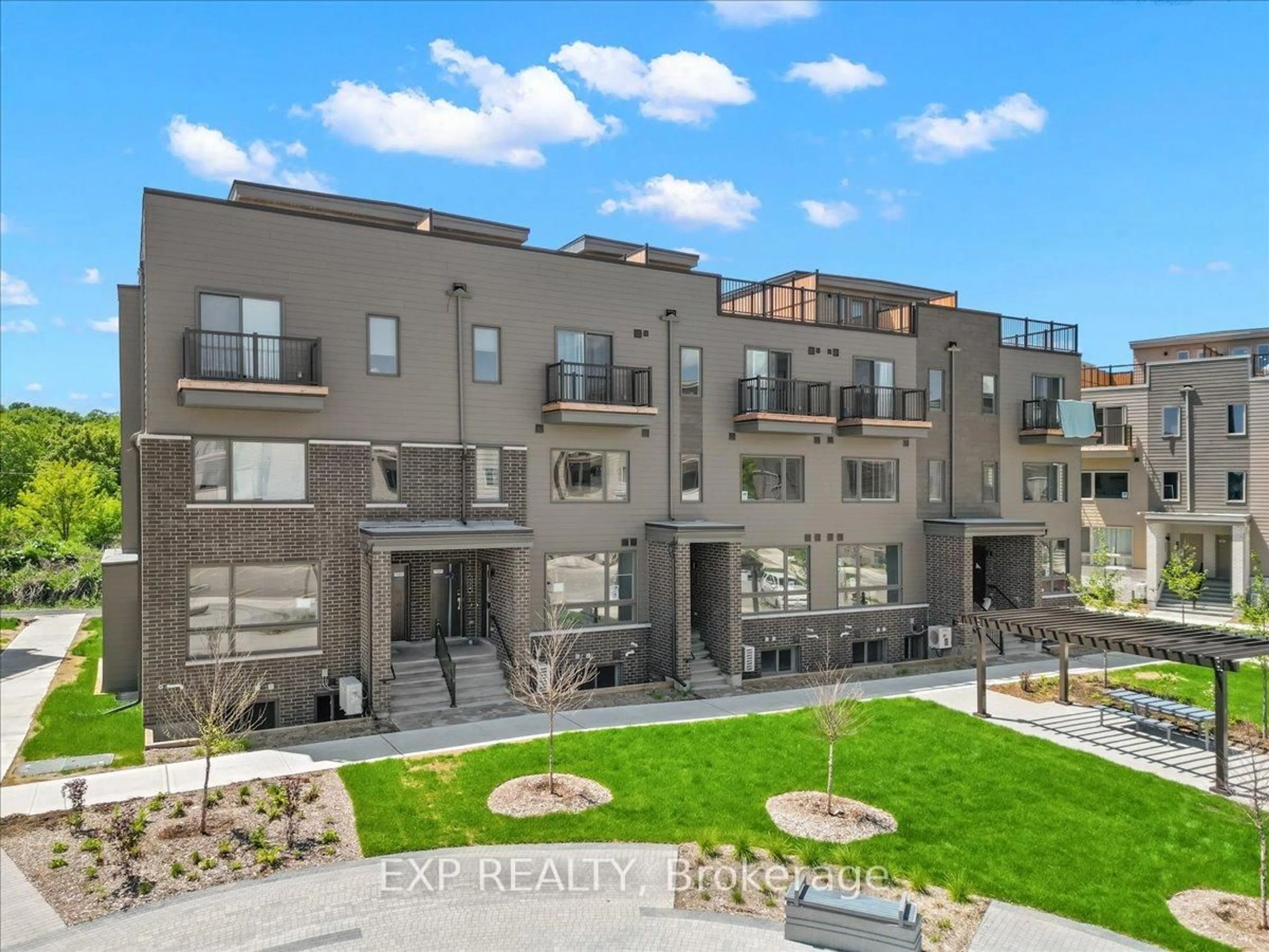 A pic from outside/outdoor area/front of a property/back of a property/a pic from drone, unknown for 933 Mishi Private, Ottawa Ontario K1K 0P2