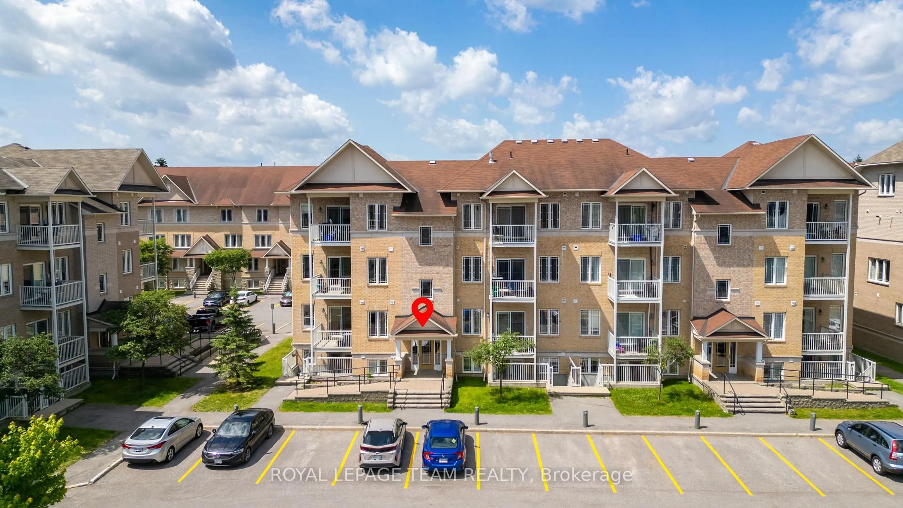 A pic from outside/outdoor area/front of a property/back of a property/a pic from drone, building for 236 Paseo Private #4, Ottawa Ontario K2G 4N7