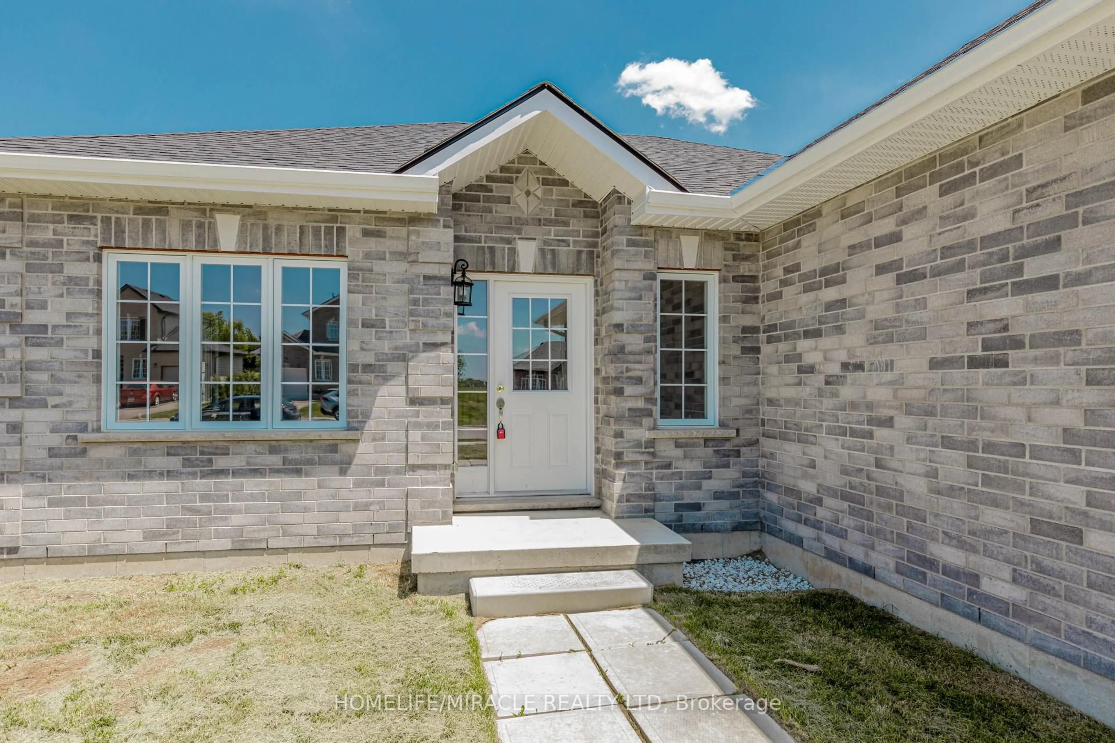 Home with brick exterior material, street for 92 Delong Dr, Norwich Ontario N0J 1P0