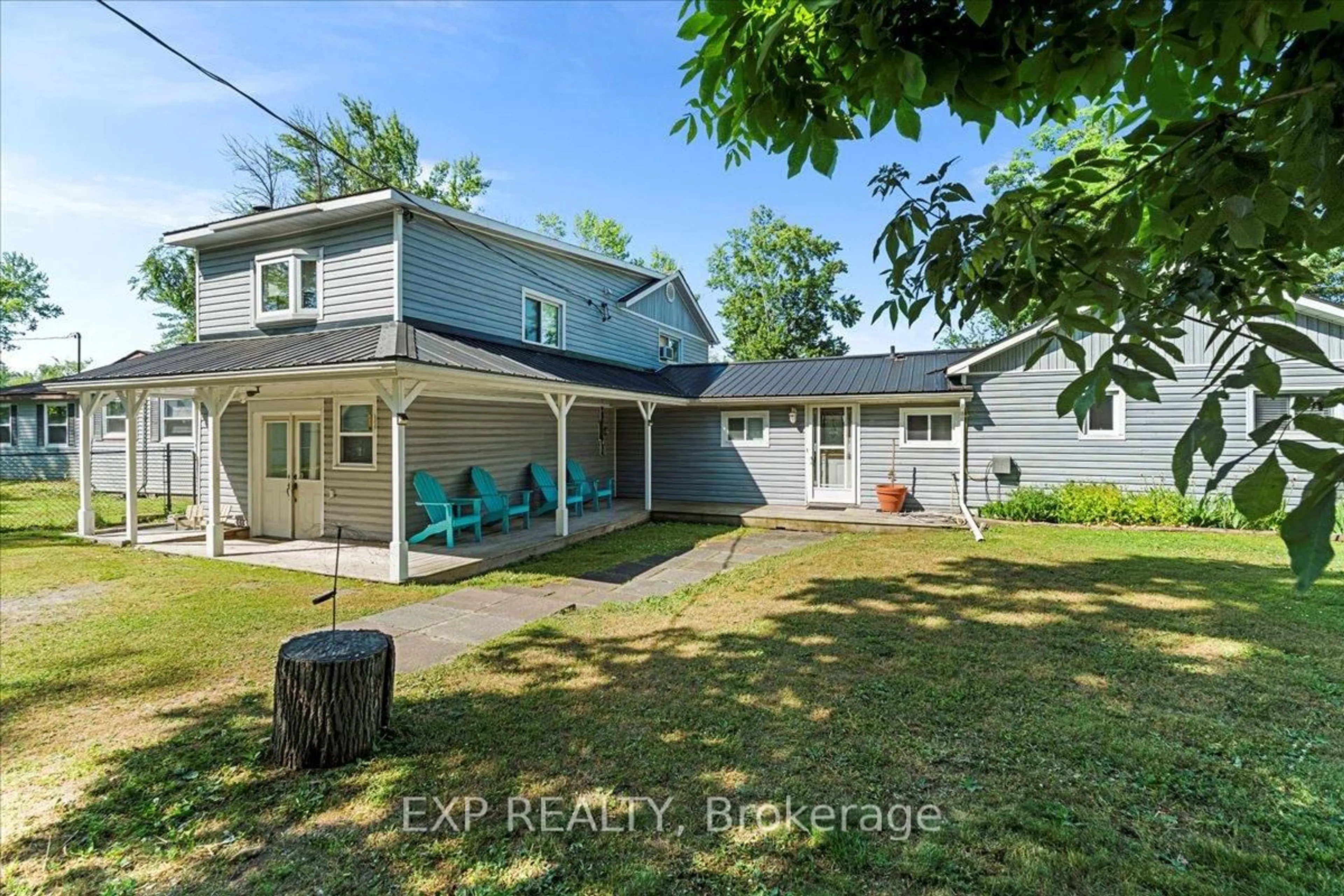 A pic from outside/outdoor area/front of a property/back of a property/a pic from drone, building for 233 River St, Trent Hills Ontario K0L 1L0