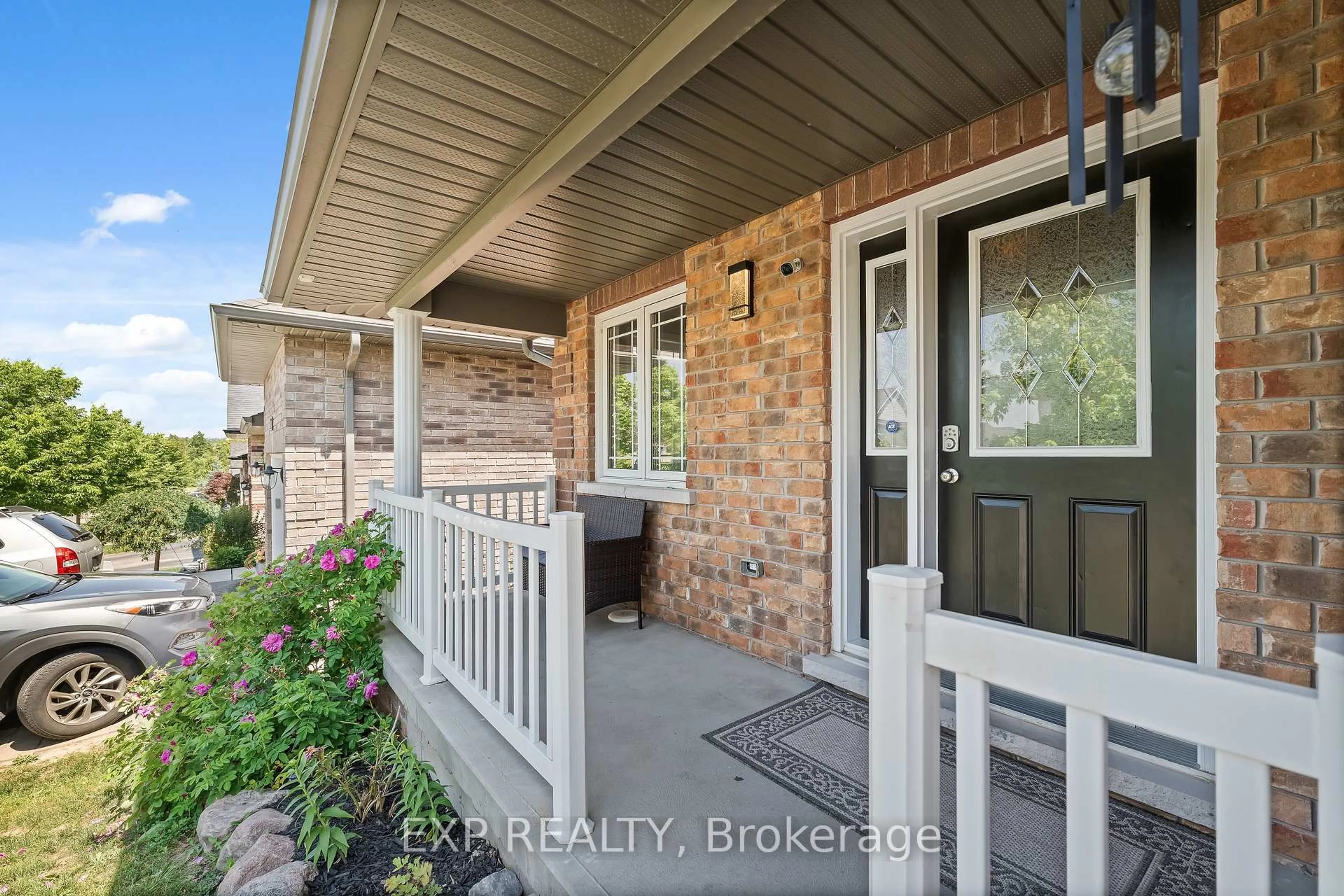 Indoor entryway for 444 Florence Dr, Peterborough North Ontario K9J 0J1