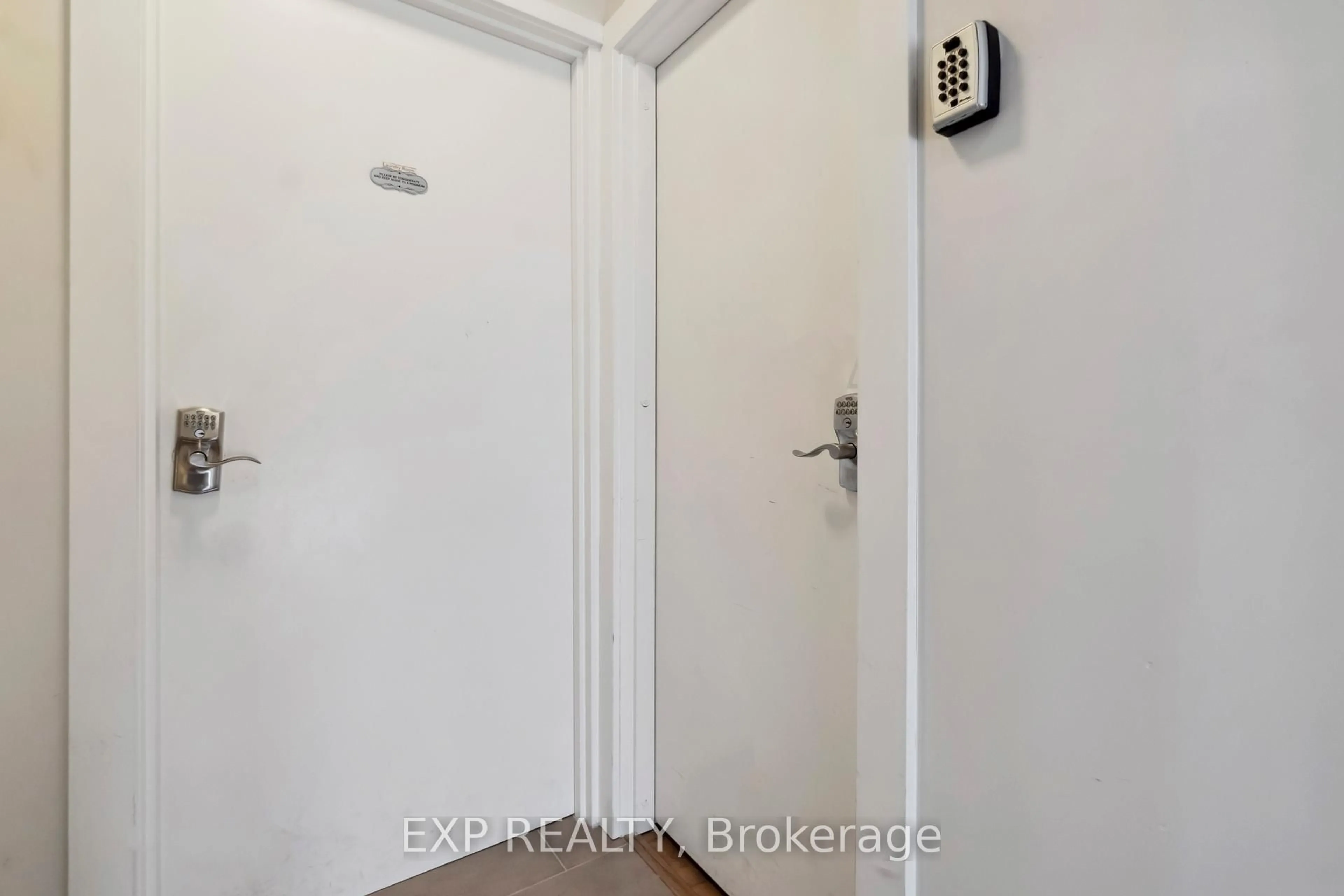 Unknown for 184 Murray St, Ottawa Ontario K1N 5M8