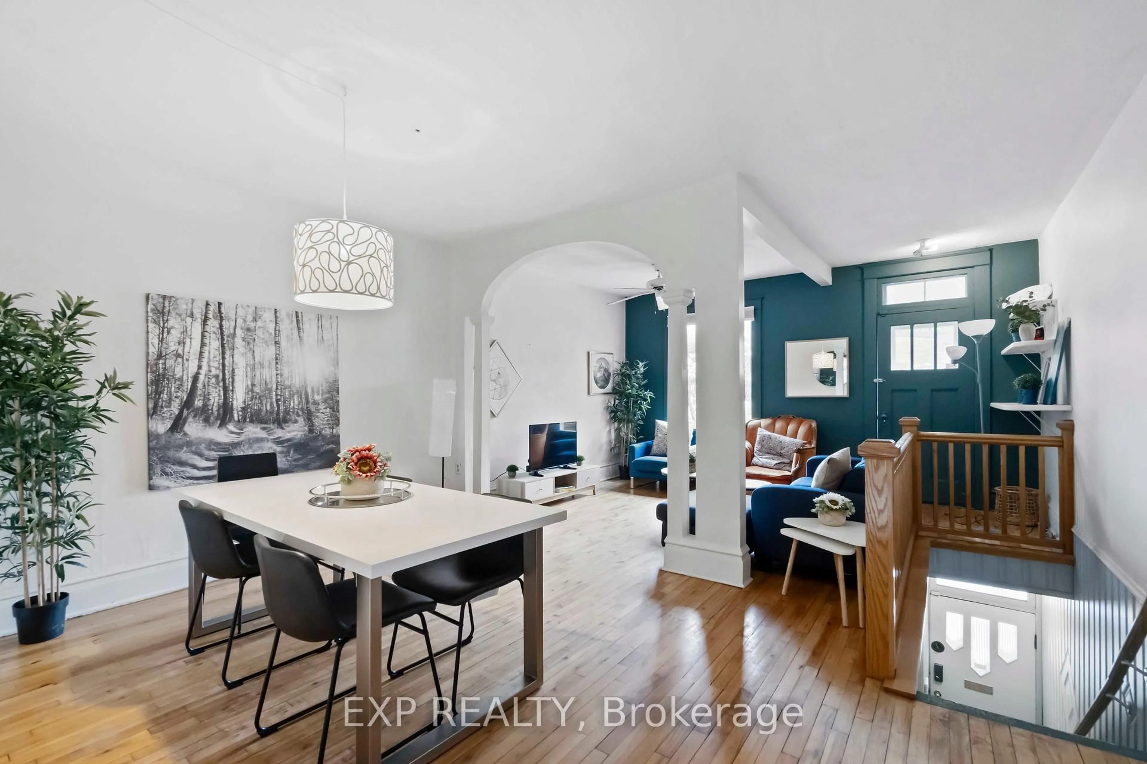 Unknown for 257 St Andrew St, Ottawa Ontario K1N 5G8