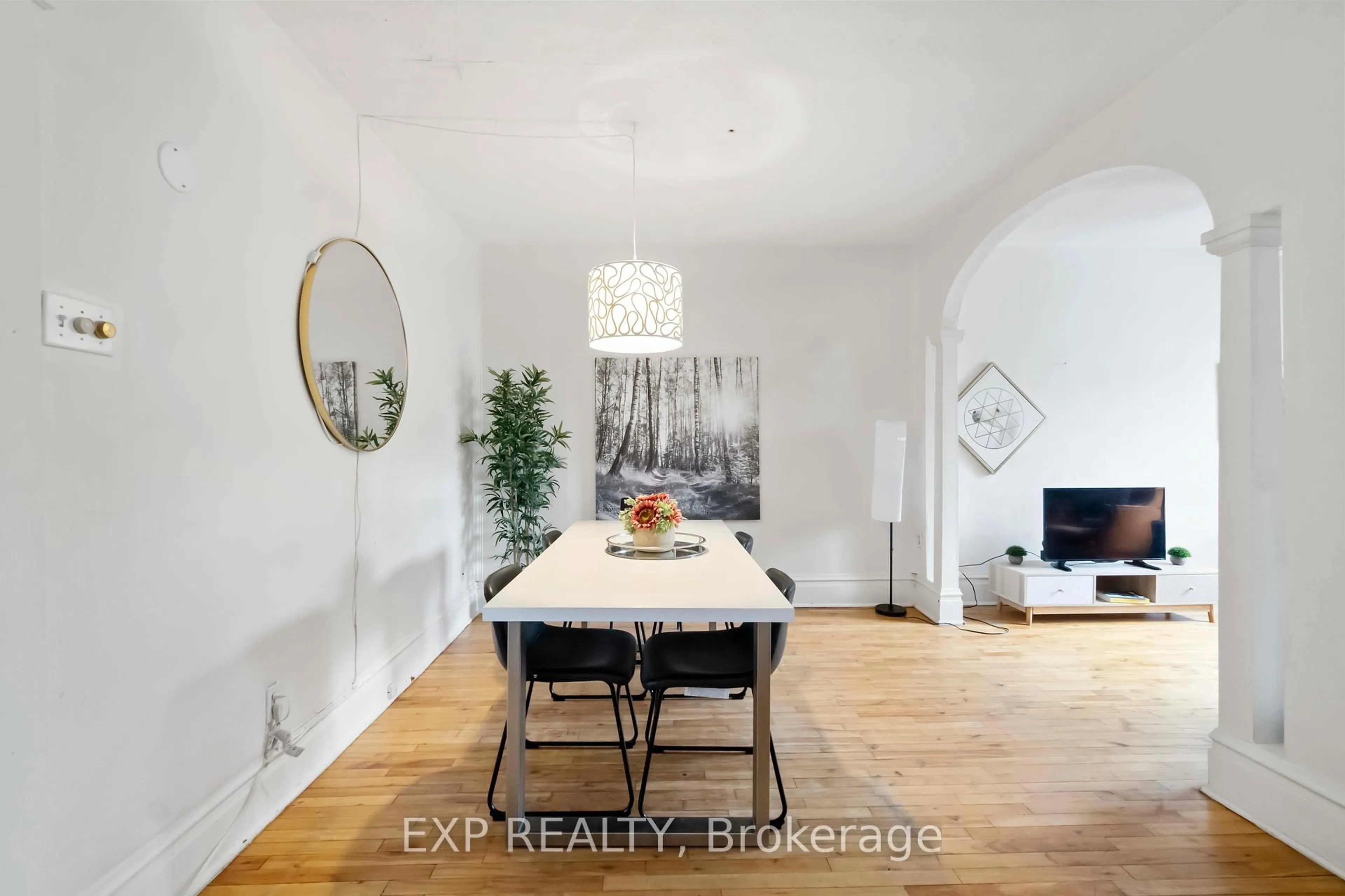 Dining room, unknown for 257 St Andrew St, Ottawa Ontario K1N 5G8