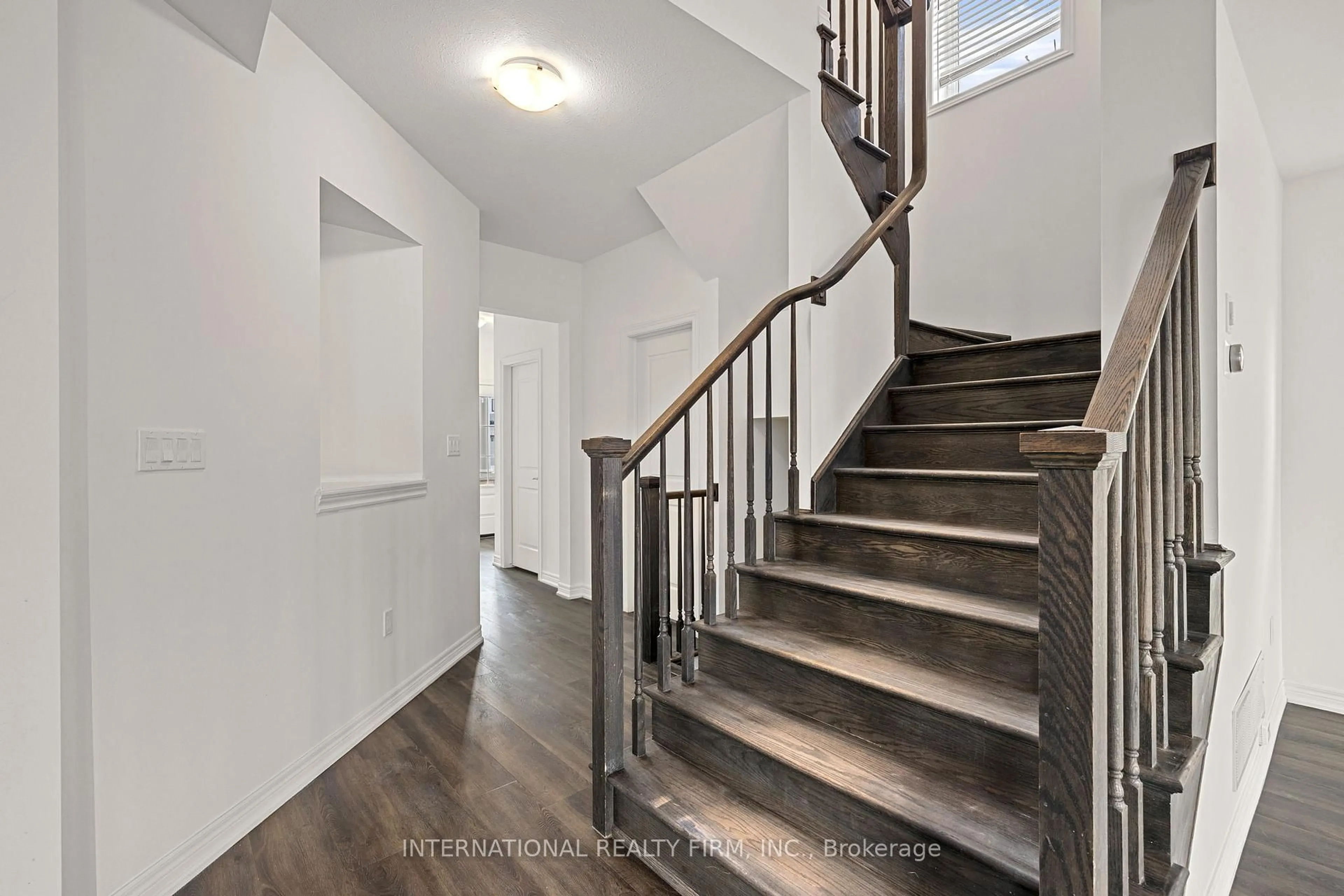 Stairs for 3639 Allen Tr, Fort Erie Ontario L0S 1N0