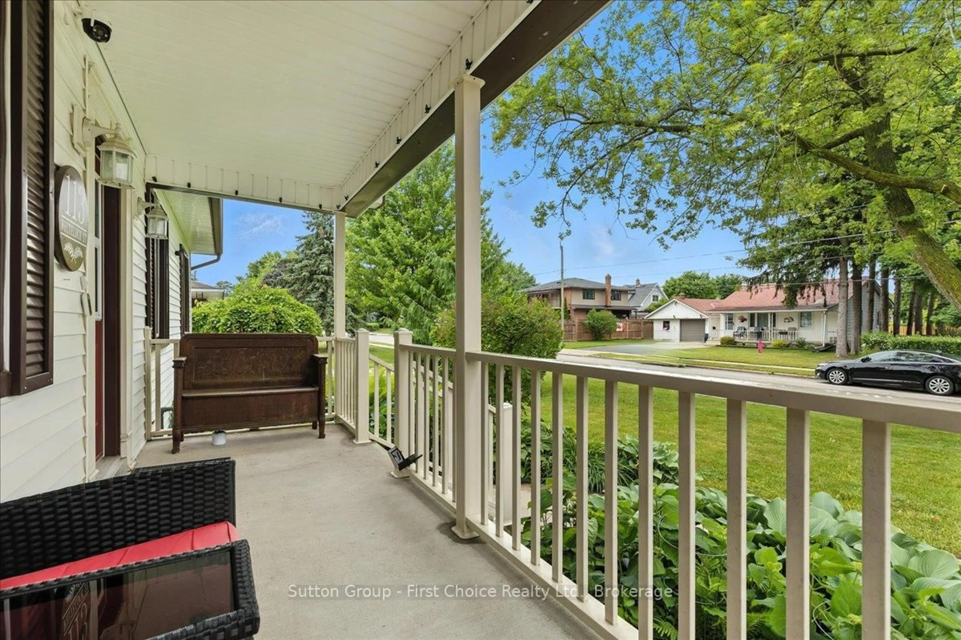 Patio, unknown for 113 Whitelock St, Stratford Ontario N5A 1T2