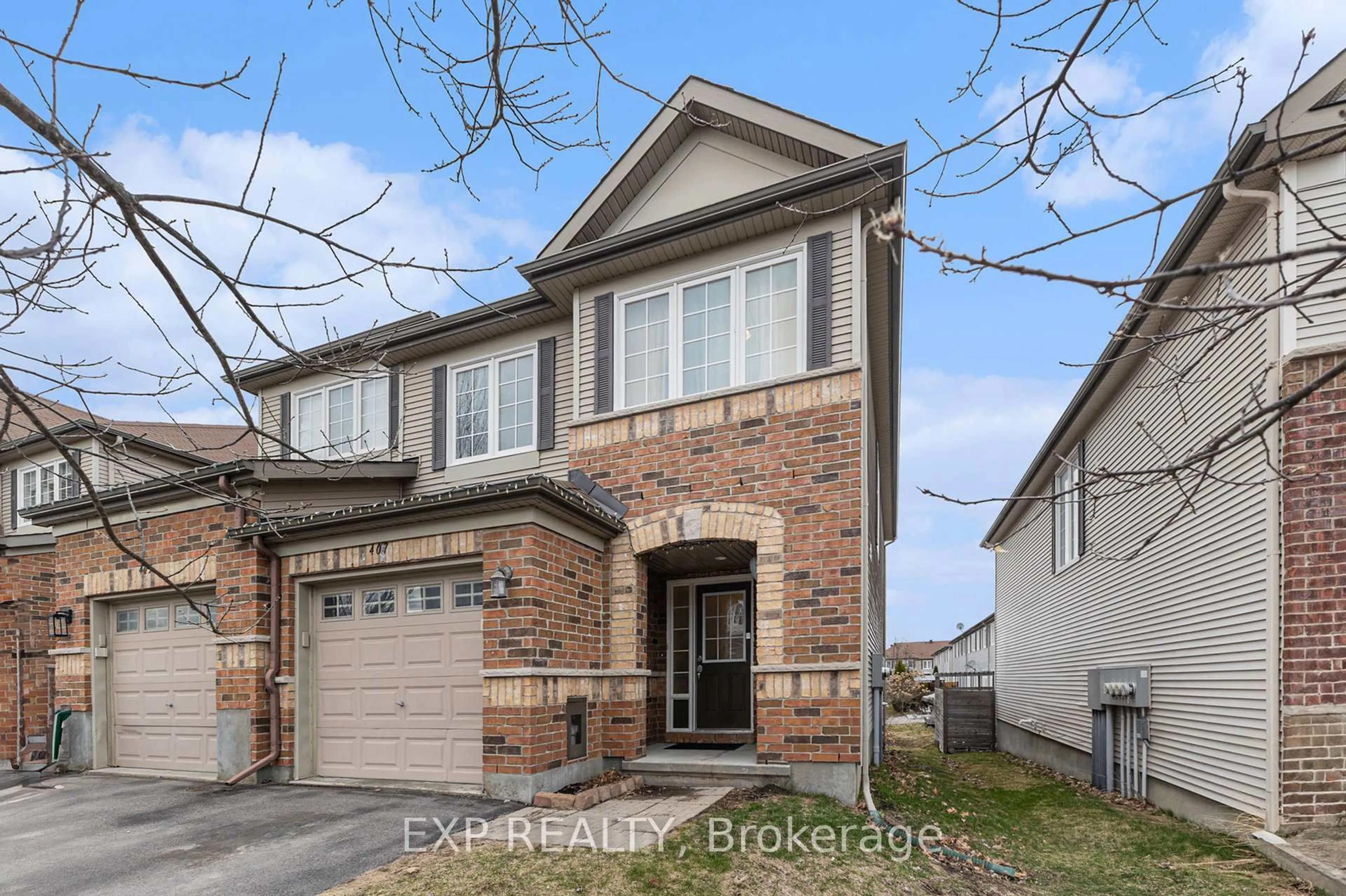 Home with brick exterior material, street for 407 Heathrow Private, Stittsville Ontario K2S 0M9