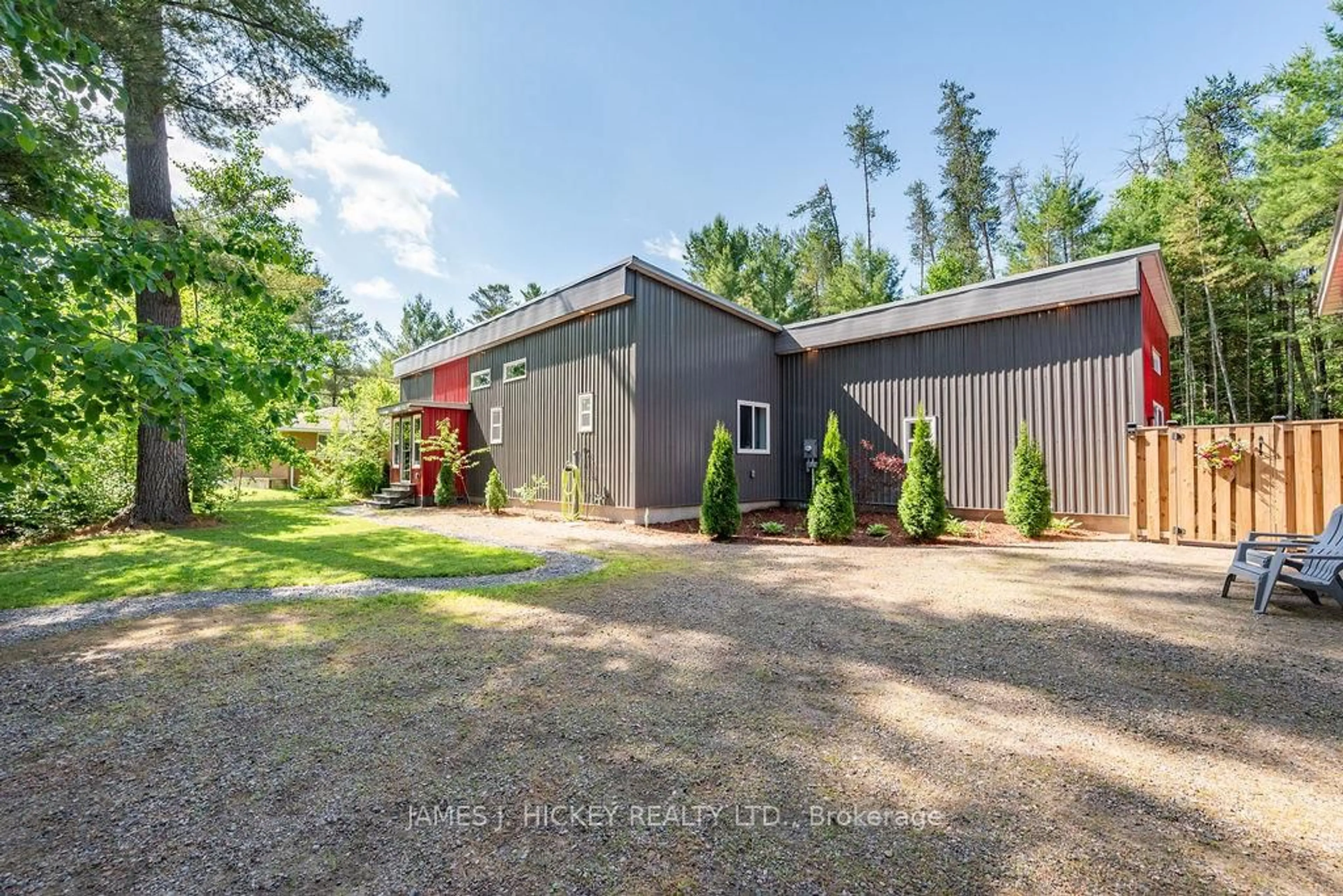 A pic from outside/outdoor area/front of a property/back of a property/a pic from drone, unknown for 33657 HWY 17 Highway, Deep River Ontario K0J 1P0