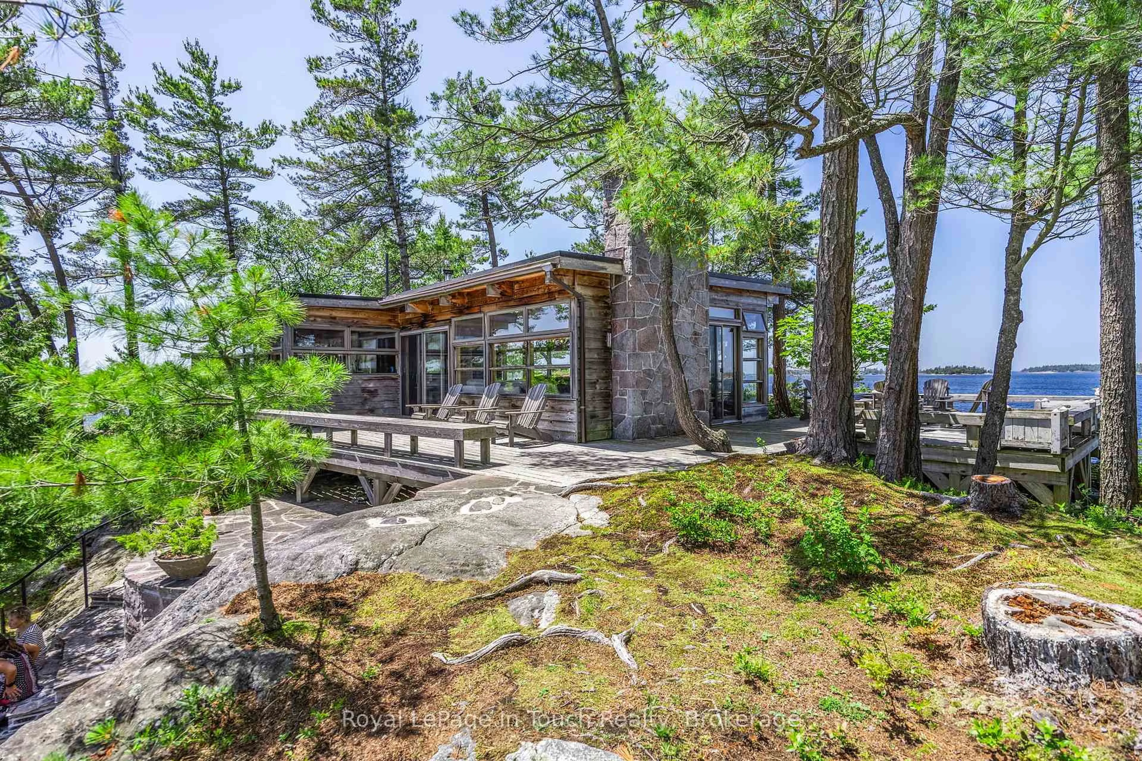 Patio, water/lake/river/ocean view for 1 B151 Island, The Archipelago Ontario P2A 1T4