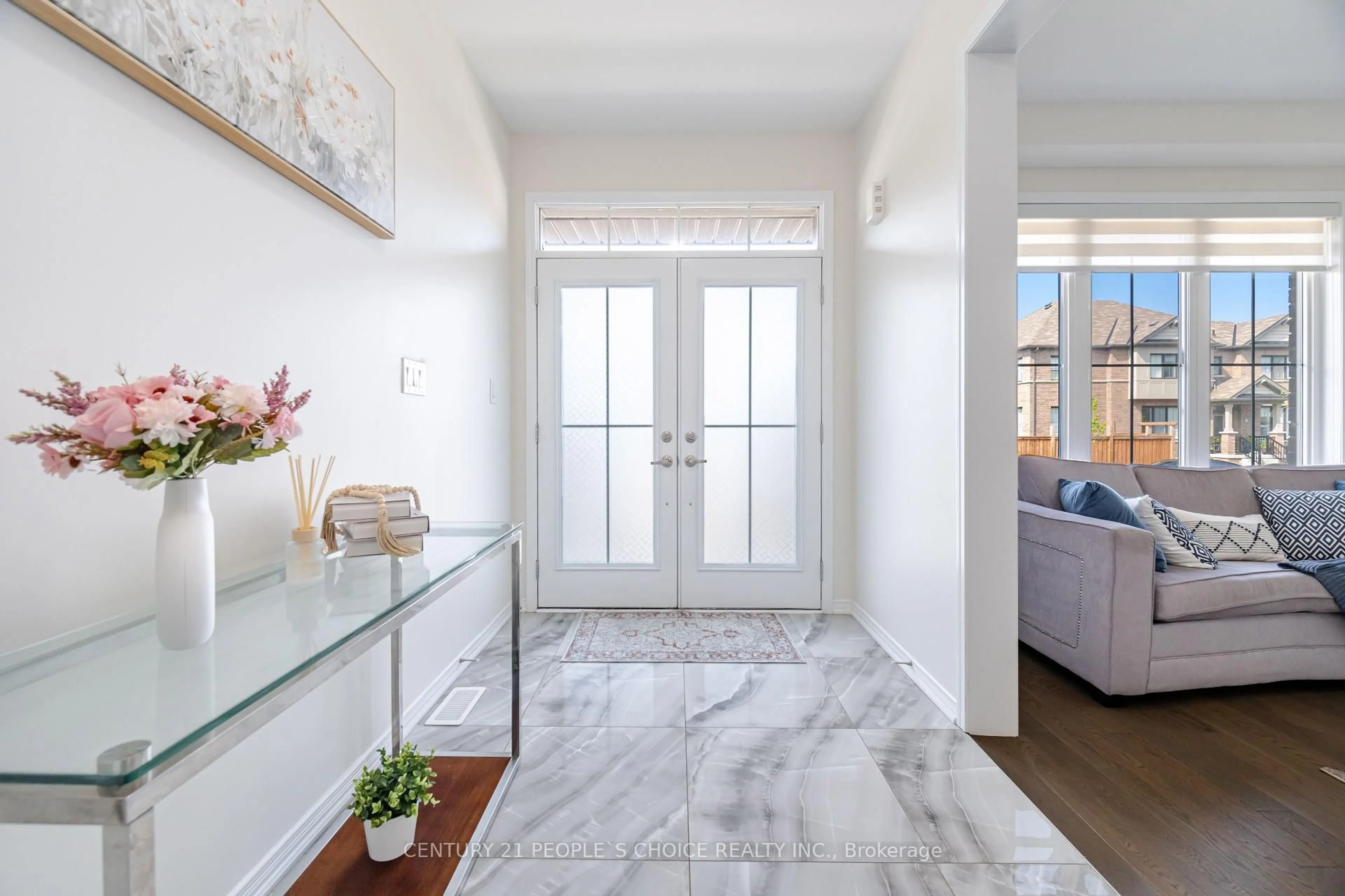 Indoor entryway for 109 Cactus Cres, Hamilton Ontario L8J 0M3