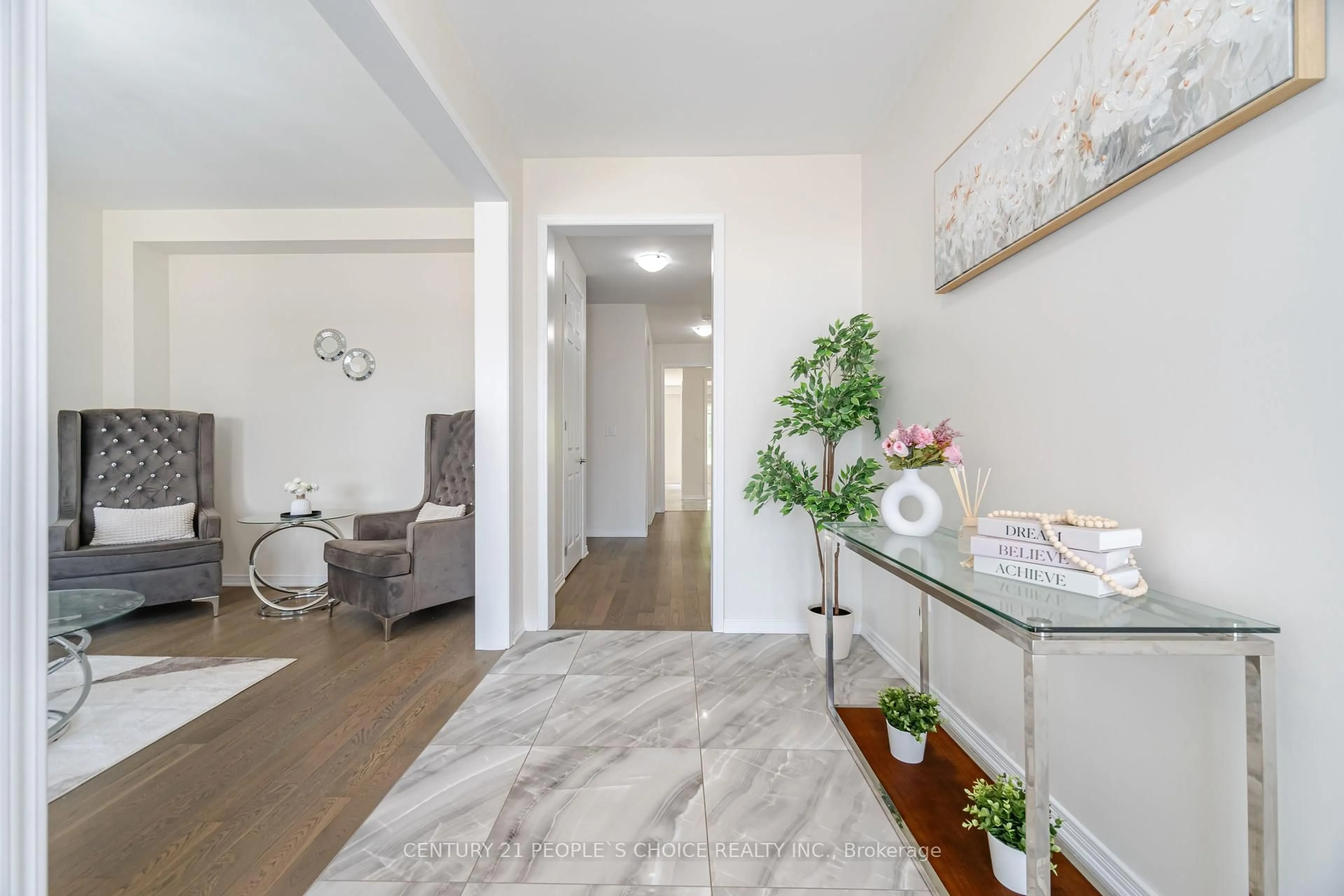Indoor entryway for 109 Cactus Cres, Hamilton Ontario L8J 0M3