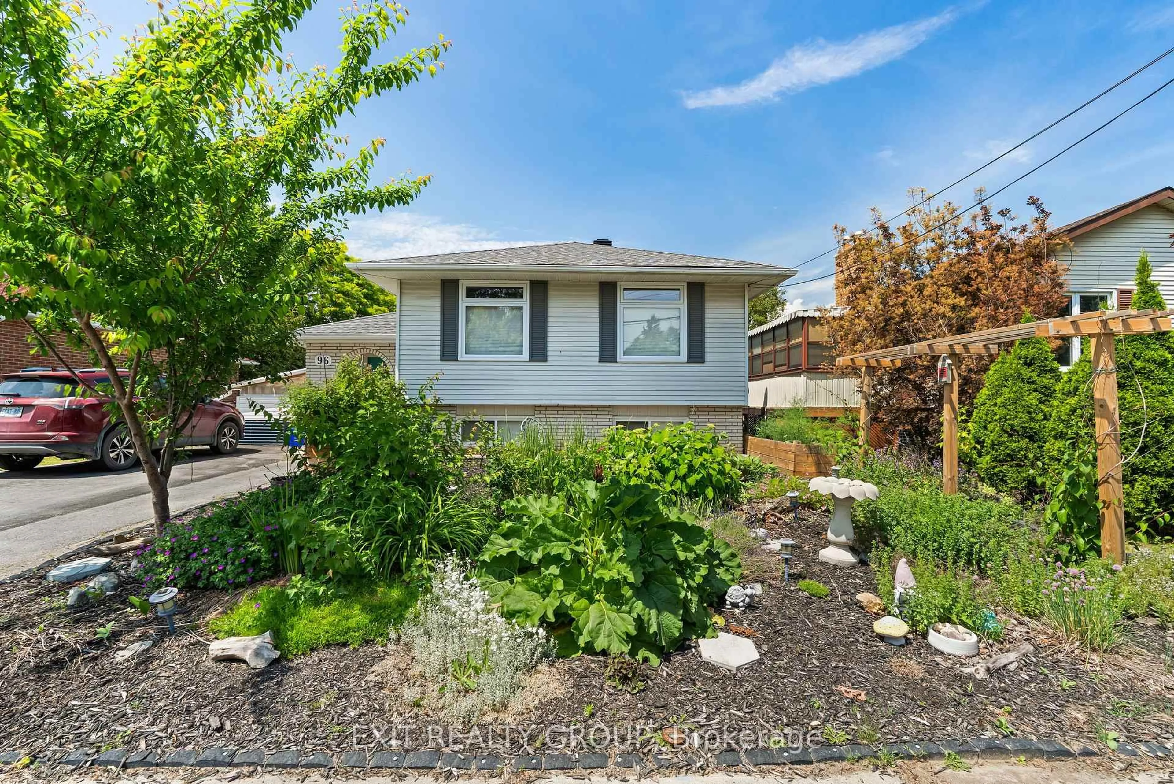 Home with vinyl exterior material, street for 96 Maple Dr, Belleville Ontario K8P 2R2