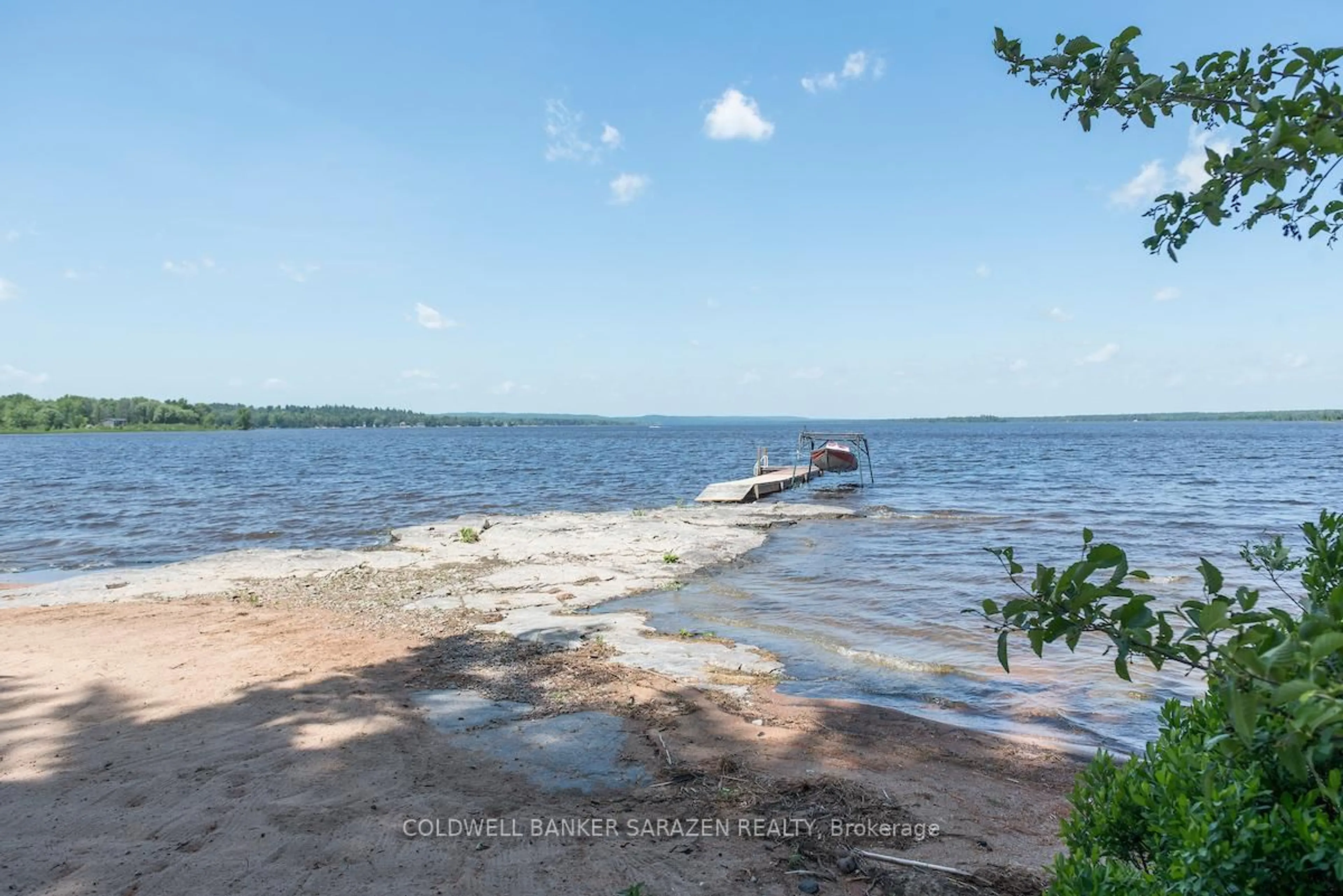 Blurry image for 637 McEwen Lane, Renfrew Ontario K7V 3Z8