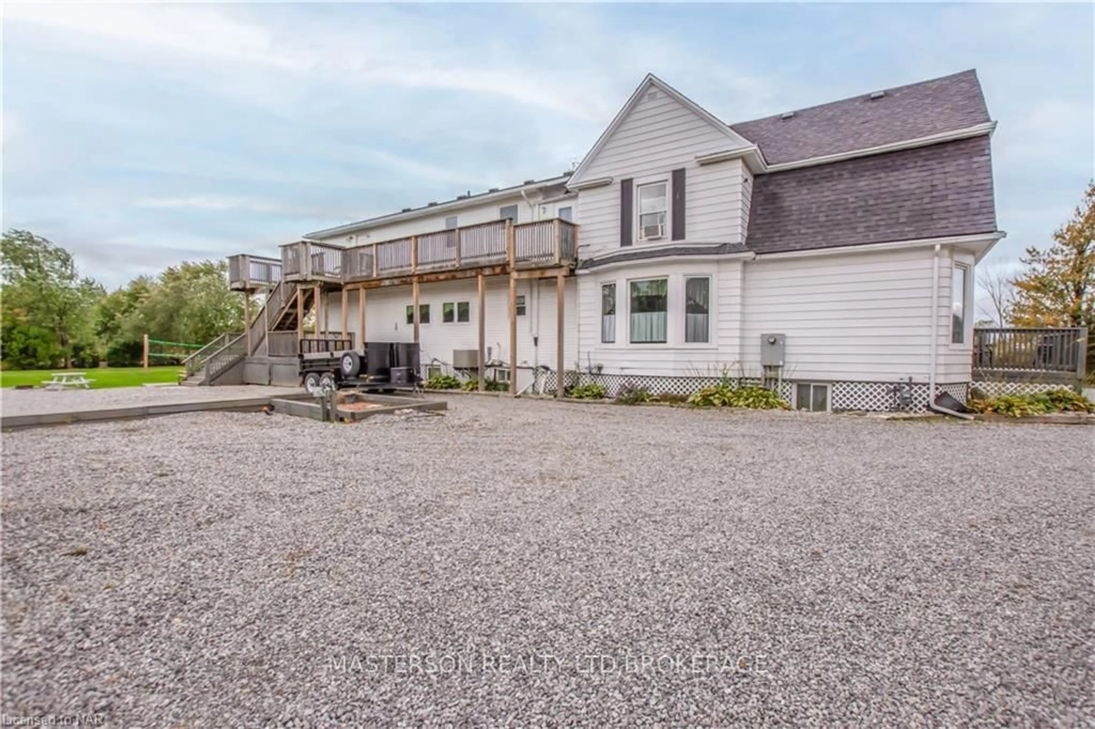 A pic from outside/outdoor area/front of a property/back of a property/a pic from drone, street for 9268 Lundys Lane, Niagara Falls Ontario L2H 0T5