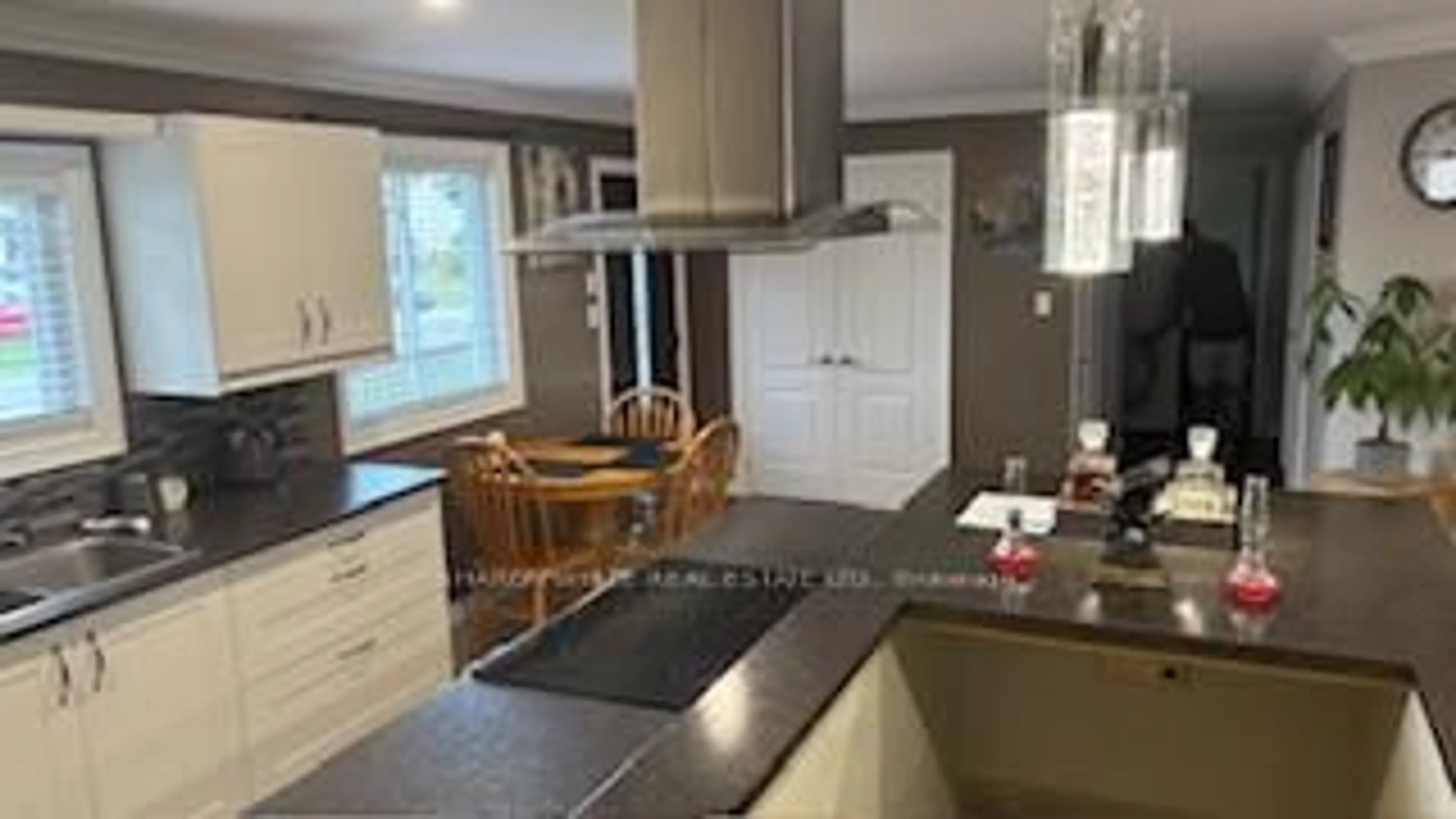 Unknown for 54 Sprucedale St St, Highlands East Ontario K0L 1M0