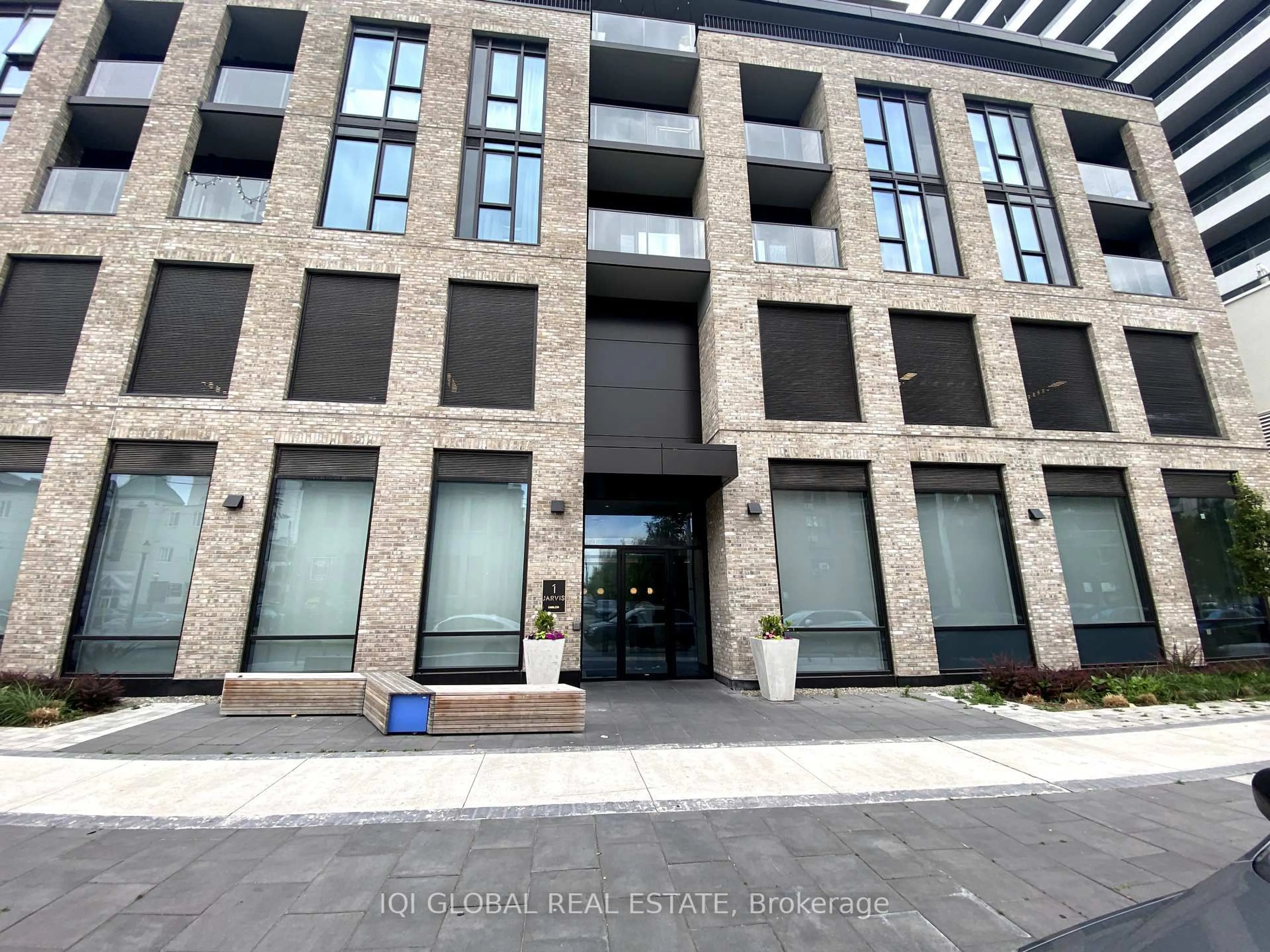 Unknown for 1 Jarvis St #1415, Hamilton Ontario L8R 3J2