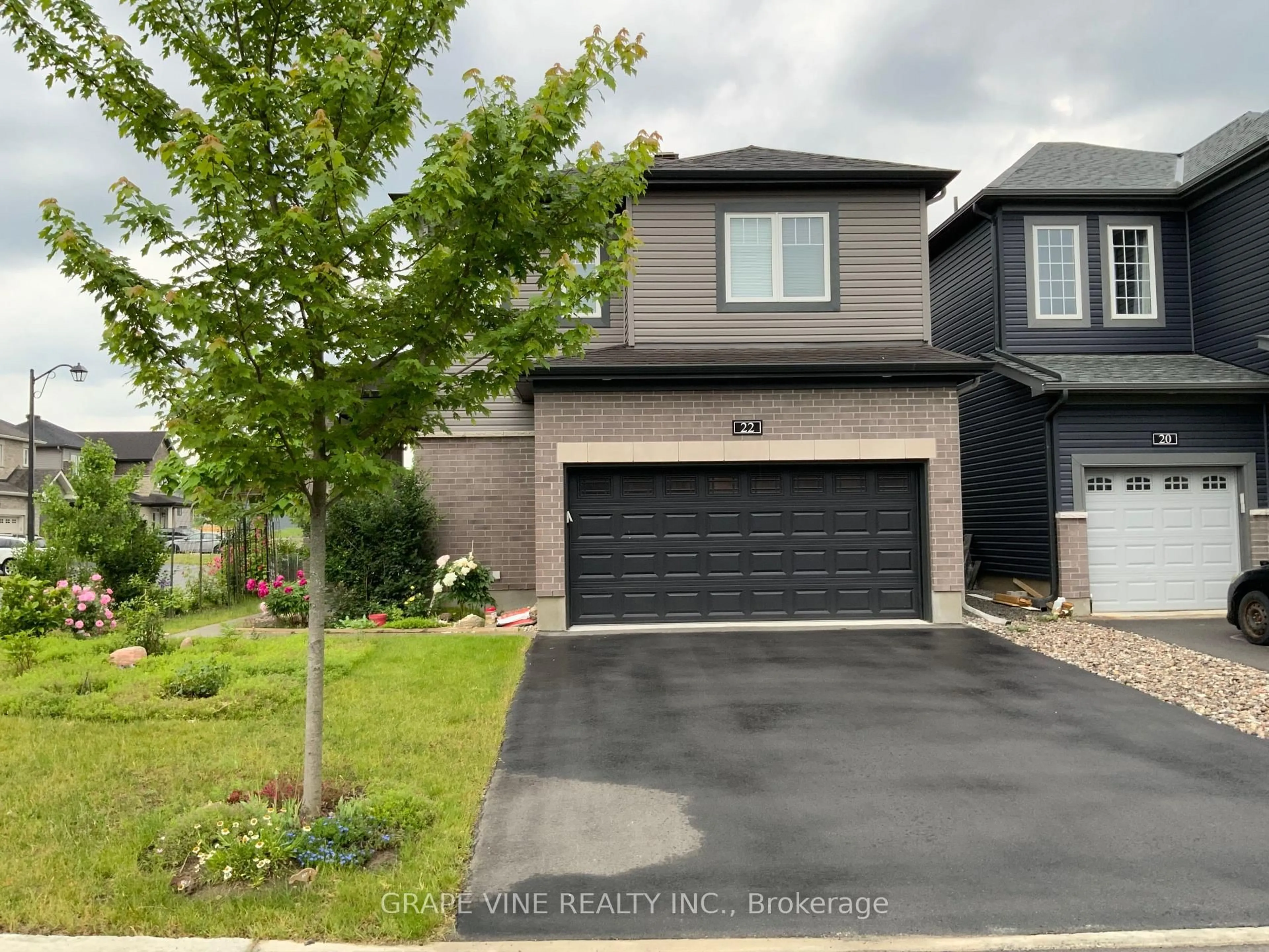 Unknown for 22 Dalkey Way, Ottawa Ontario K2J 6V5