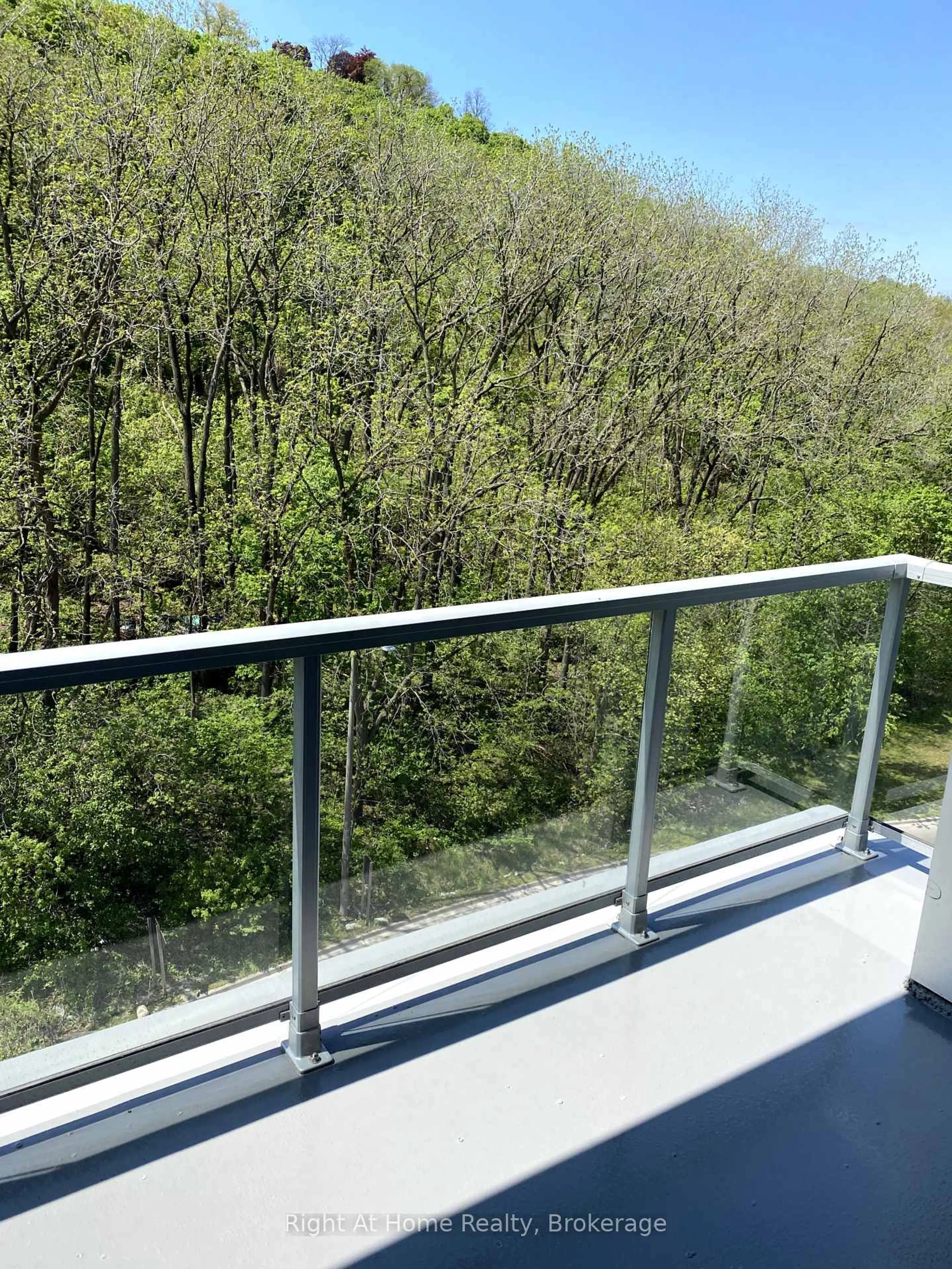 Balcony in the apartment, unknown for 455 Charlton Ave #606, Hamilton Ontario L8N 0B2