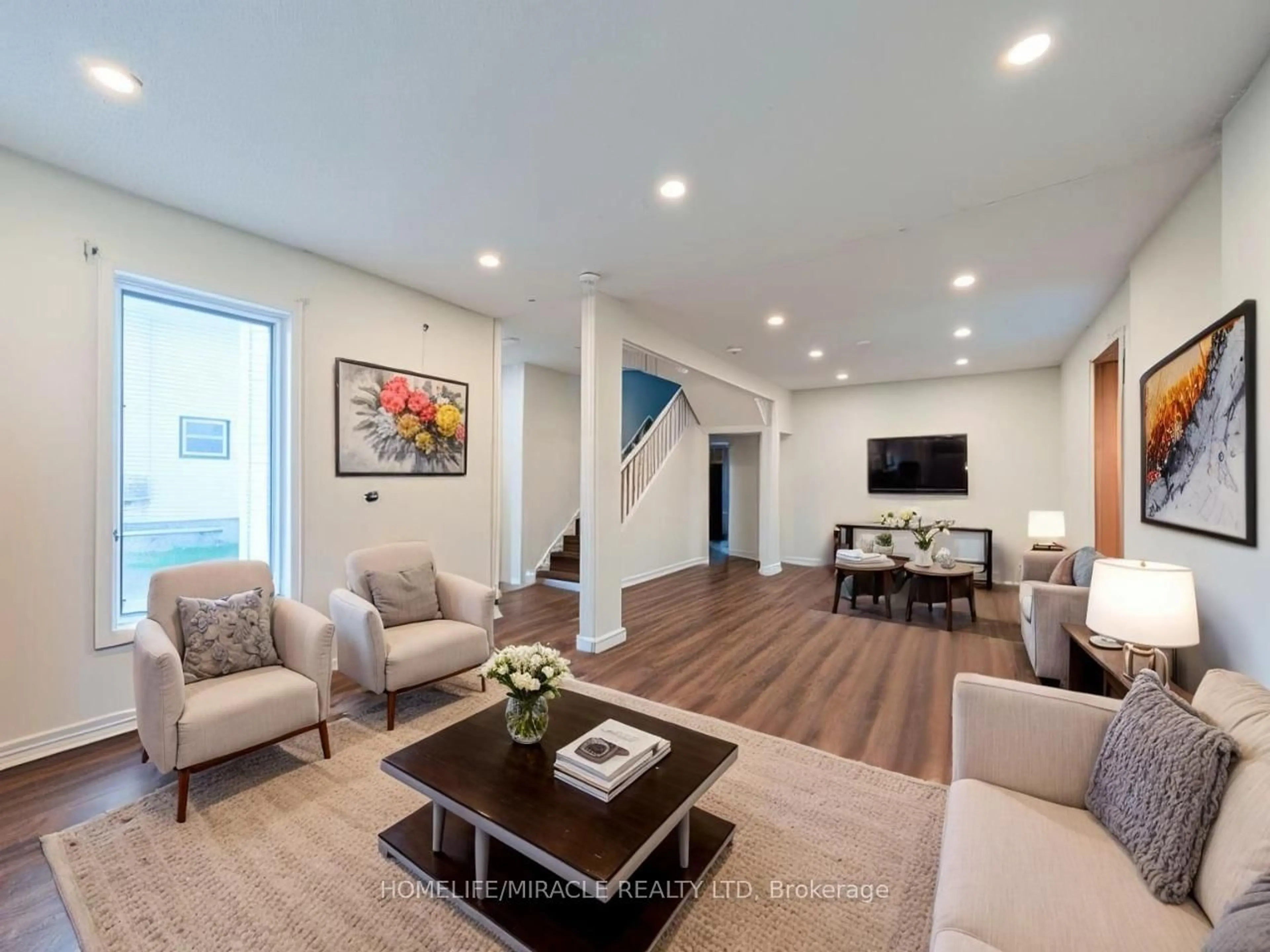 Living room with furniture, unknown for 24 Albion St, Belleville Ontario K8N 3R8