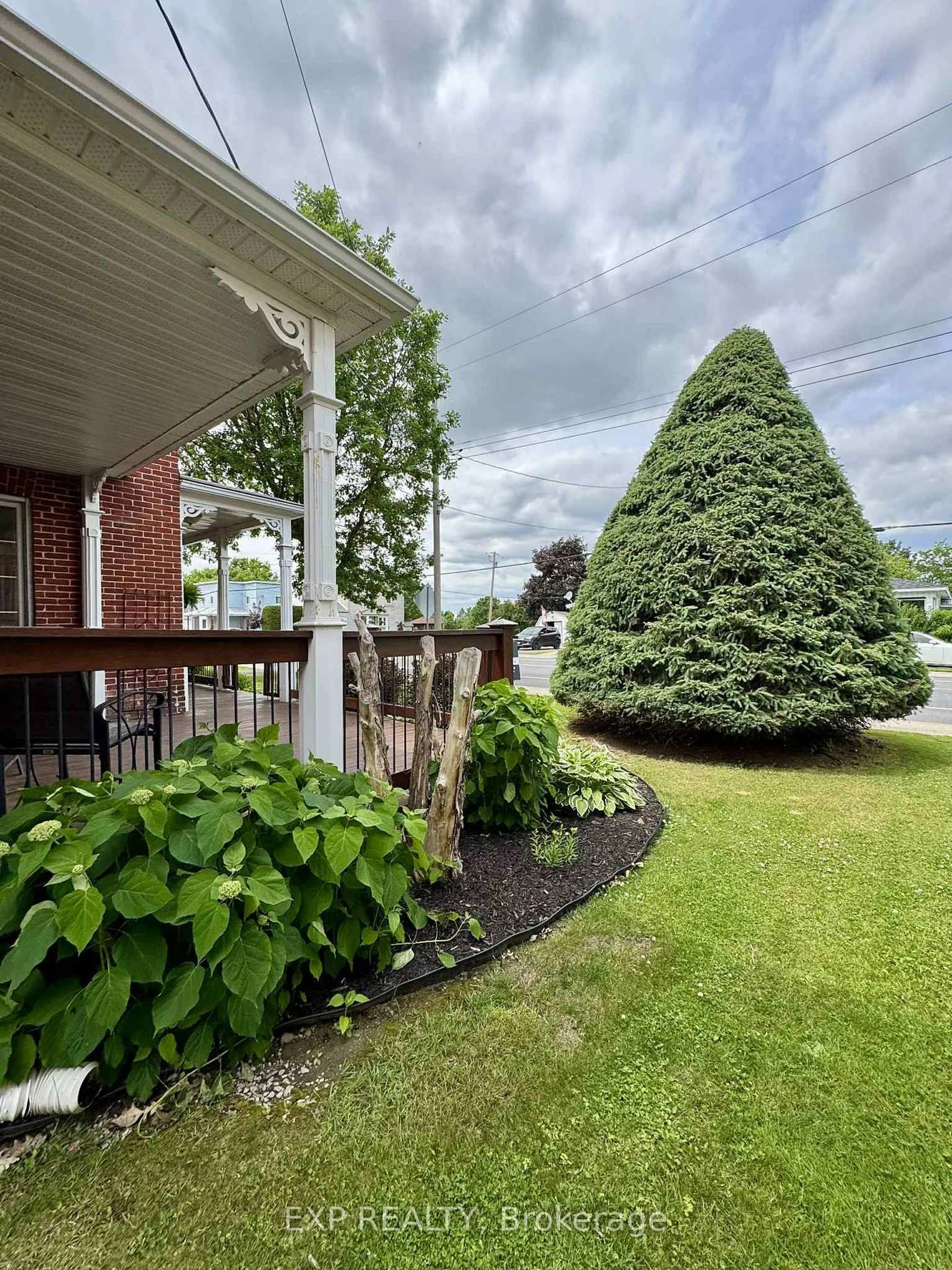 Patio, water/lake/river/ocean view for 5078 County 10 Rd, The Nation Ontario K0B 1G0