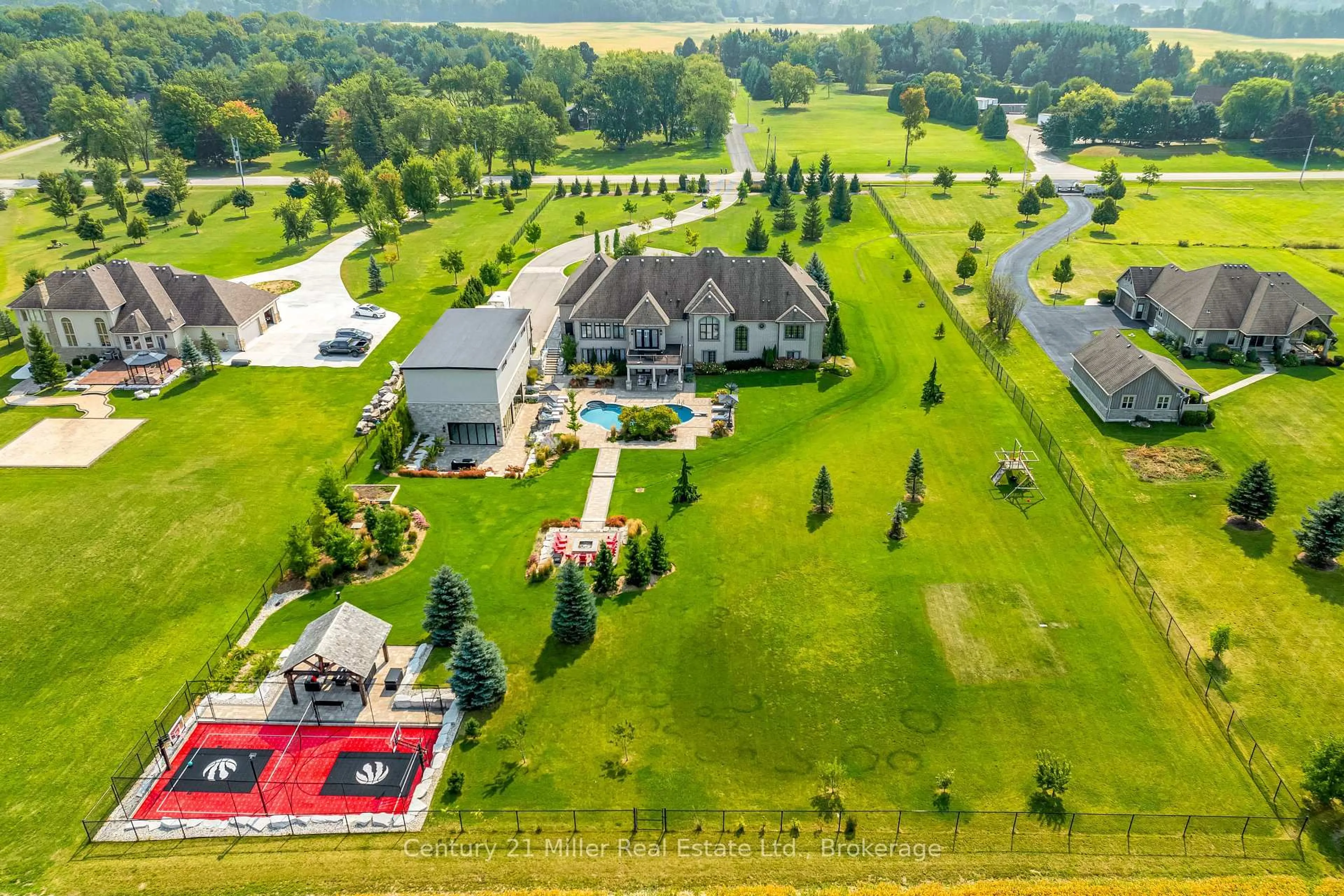 A pic from outside/outdoor area/front of a property/back of a property/a pic from drone, unknown for 214 Jerseyville Rd, Brant Ontario N3T 5M1