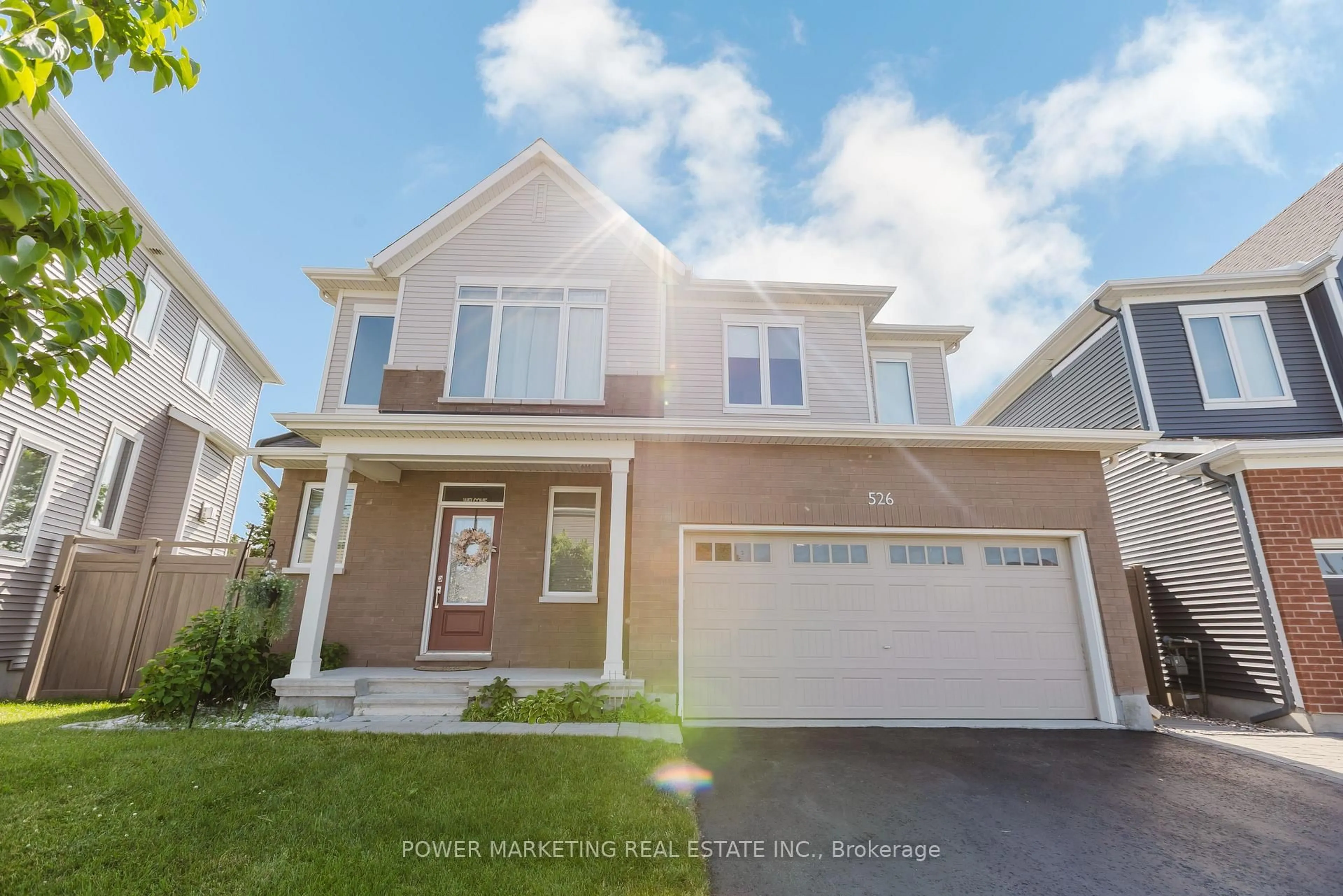 Home with vinyl exterior material, street for 526 Ponthieu Circ, Ottawa Ontario K1W 0N4